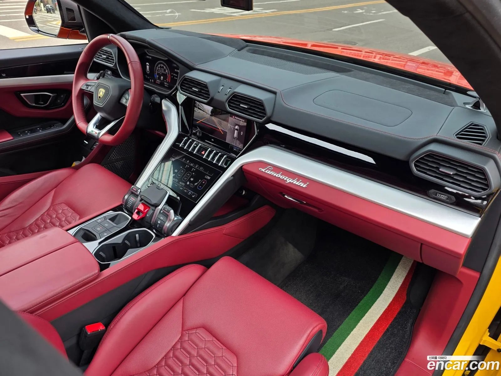 Lamborghini Urus 2020 — 12