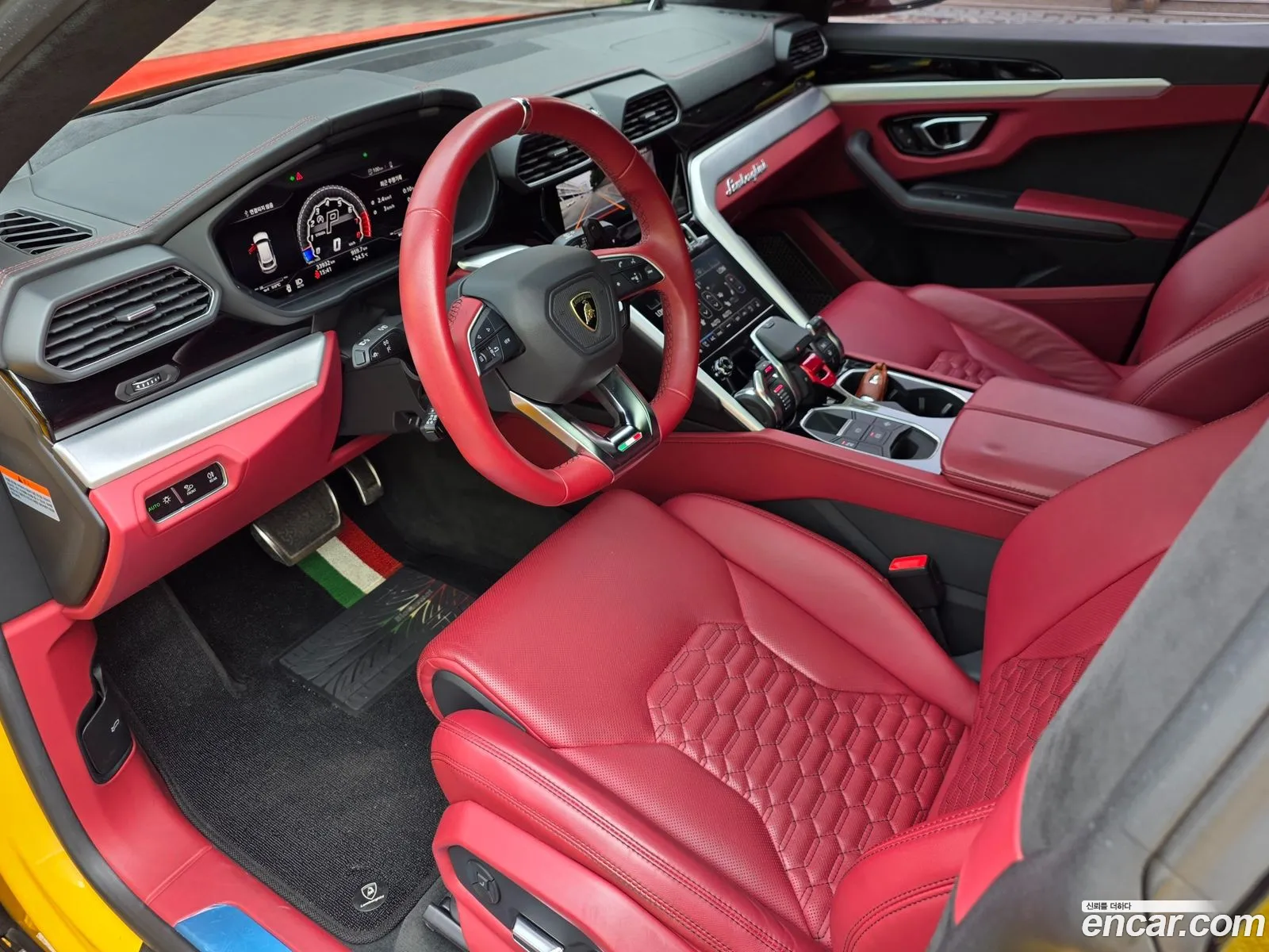 Lamborghini Urus 2020 — 18