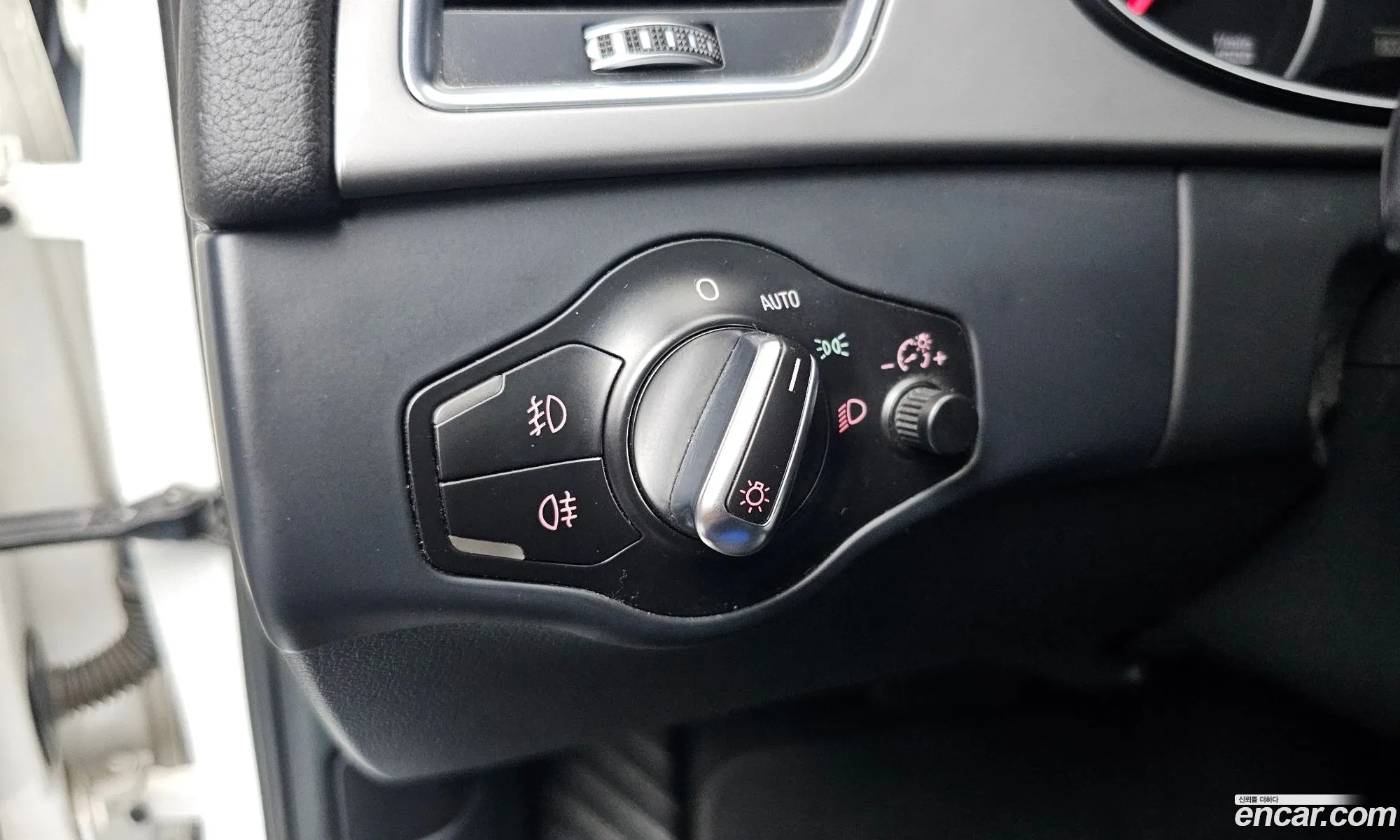 Audi A4 2014 WAUZZZ8K1EN044698 — 8