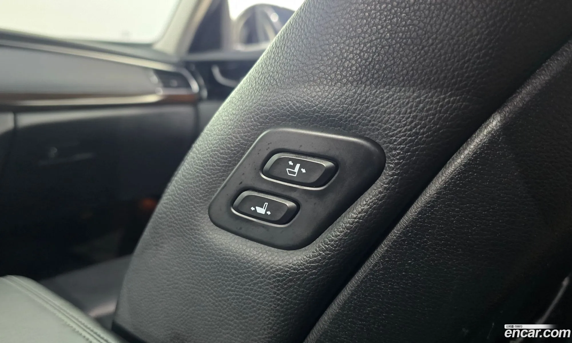 Kia K7 Hybrid 2019 — 15