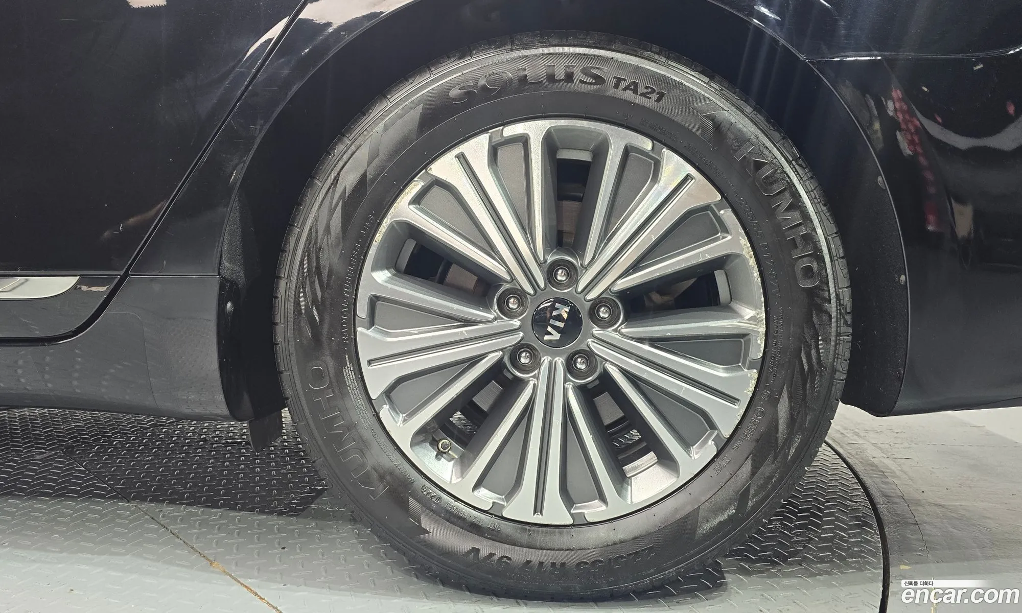 Kia K7 Hybrid 2019 — 27