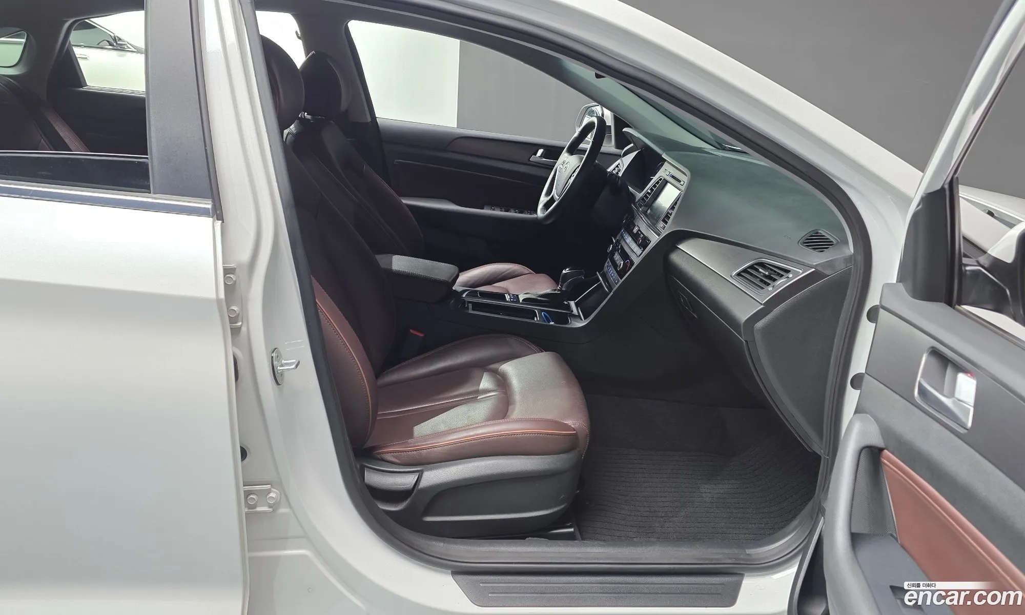 Hyundai LF Sonata 2016 — 8