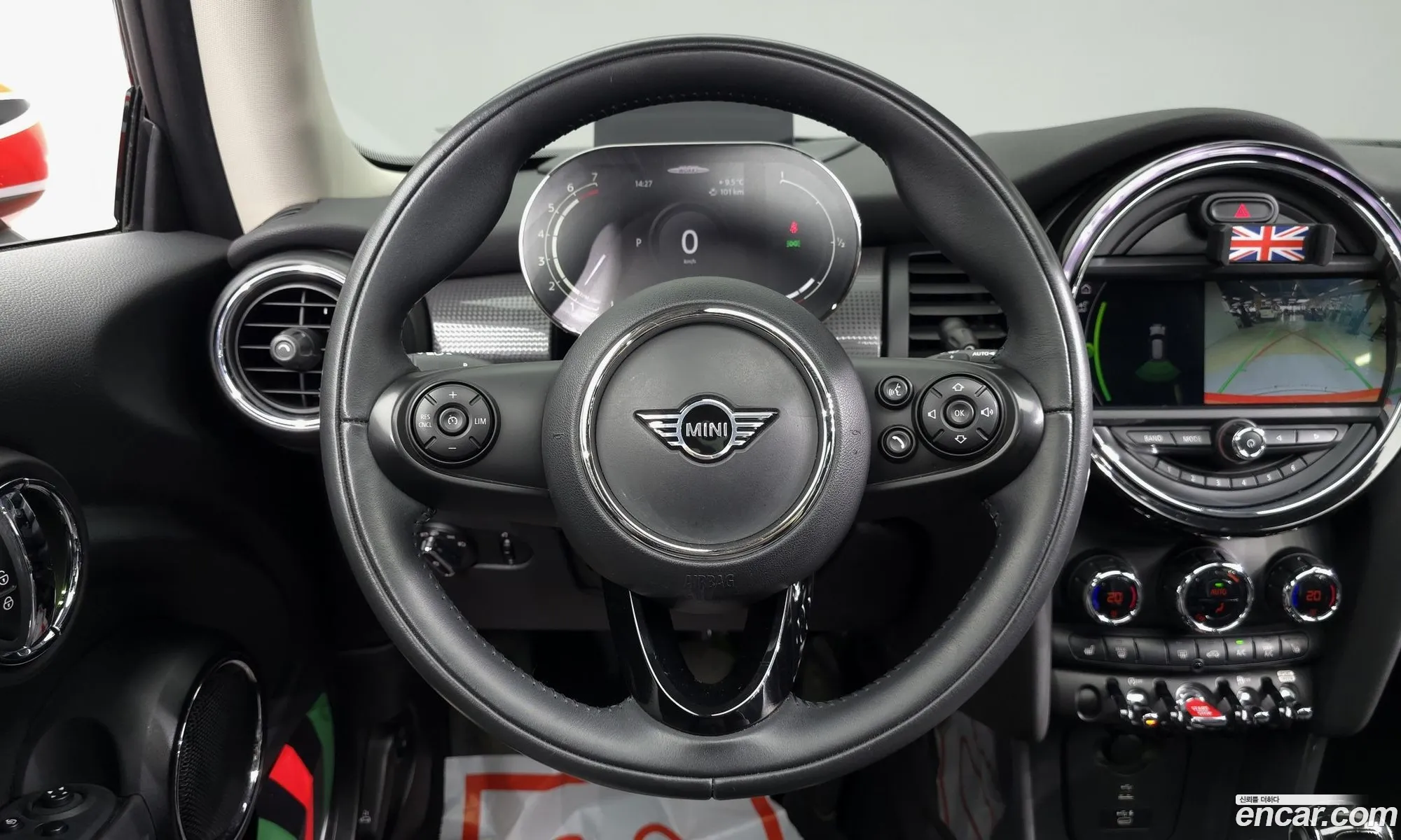 Mini Cooper 2021 — 4