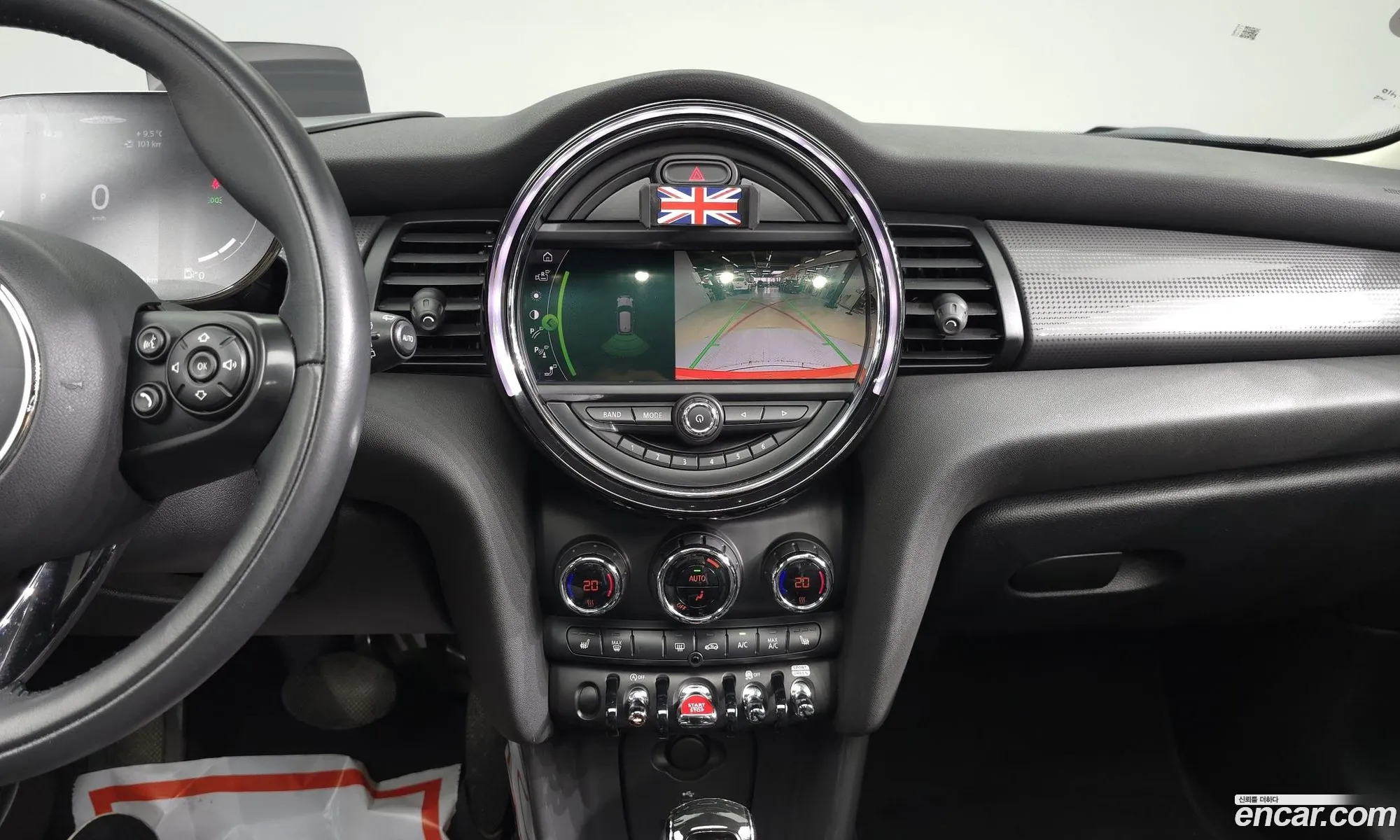 Mini Cooper 2021 — 11