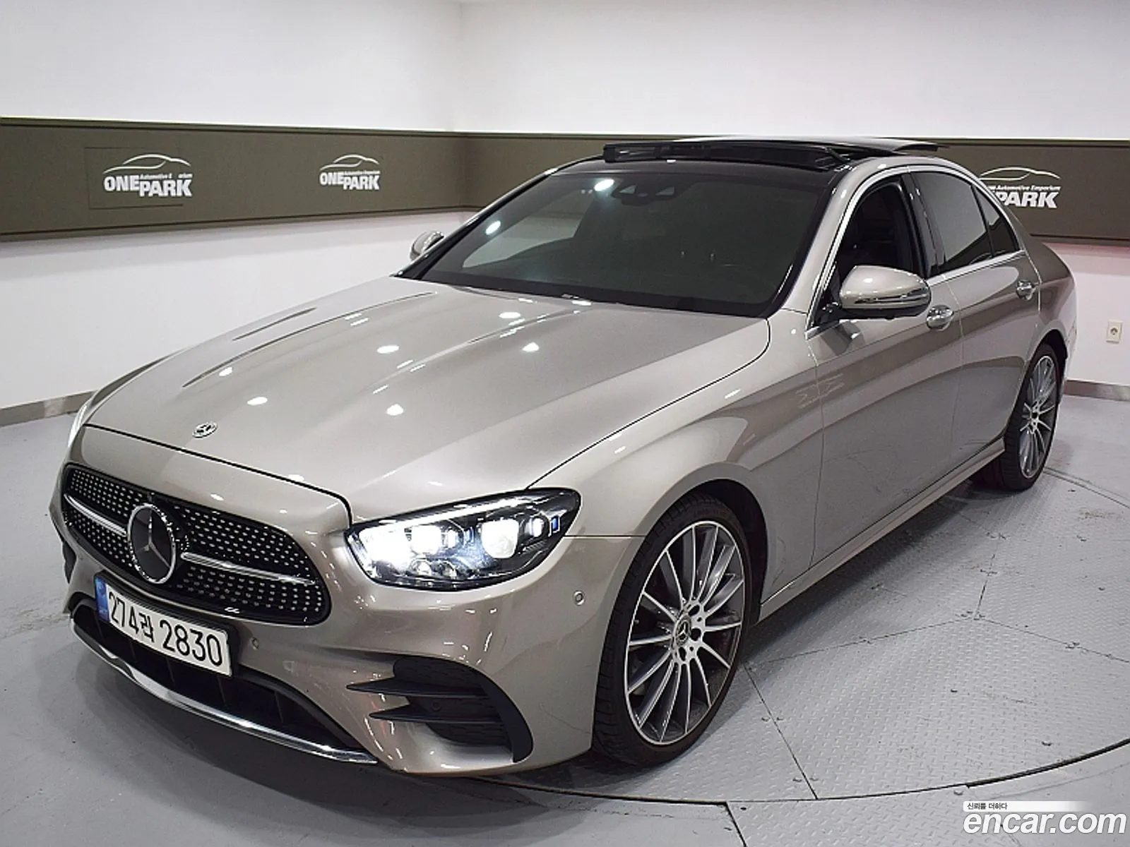 Mercedes-Benz E-Class W213 2022 — 16