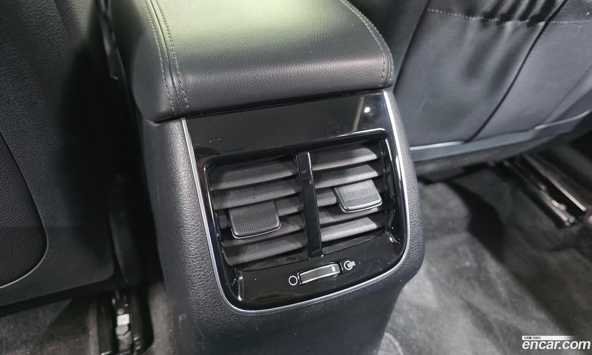 Kia K7 2017 — 7