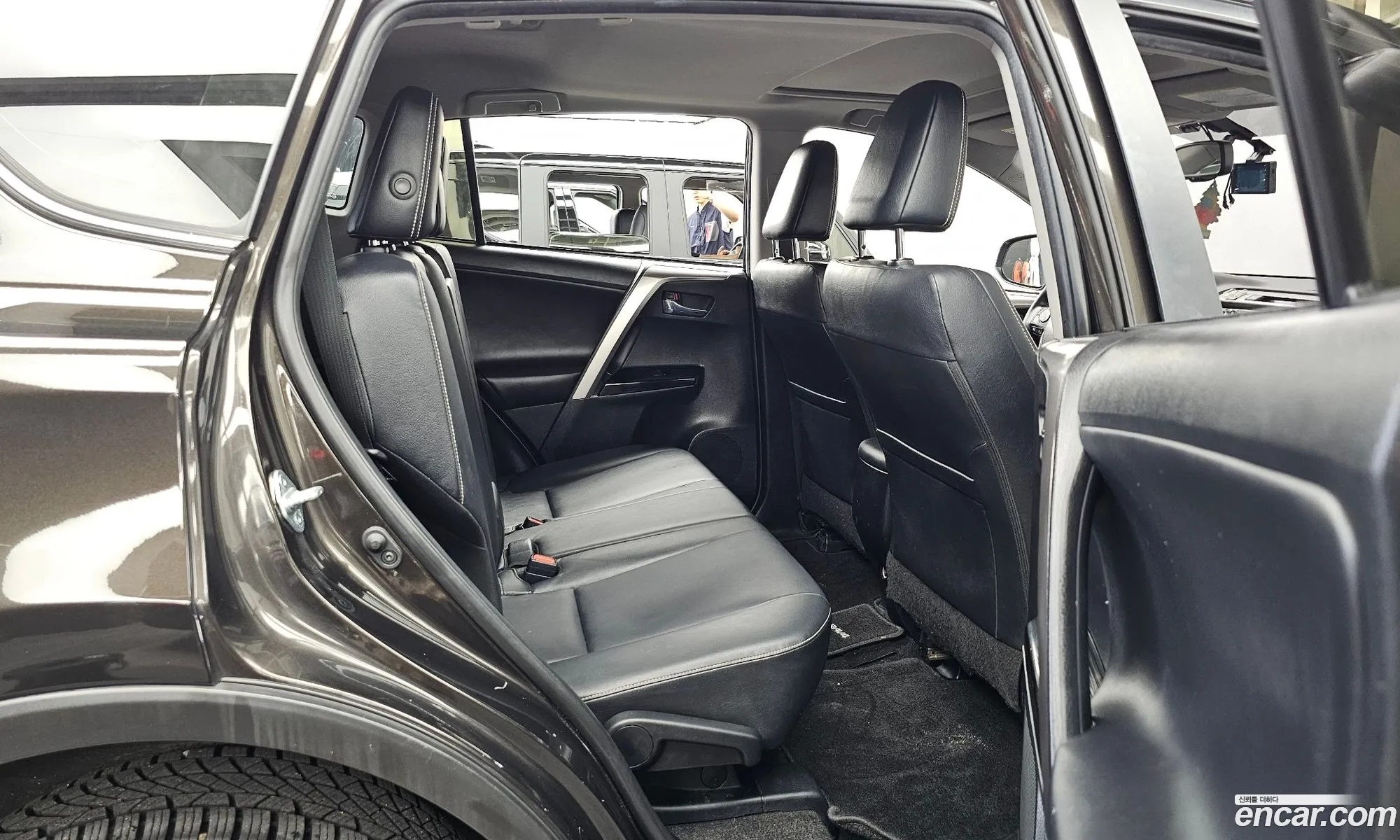 Toyota RAV4 2016 — 7
