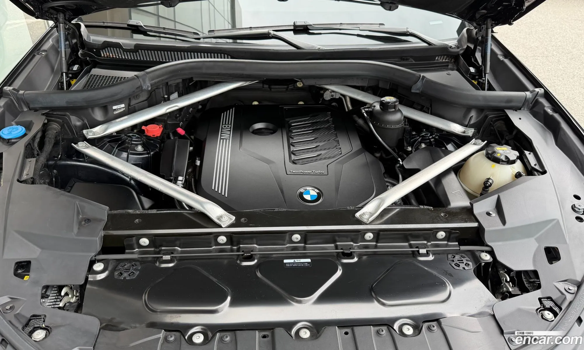 BMW X6 2021 — 14