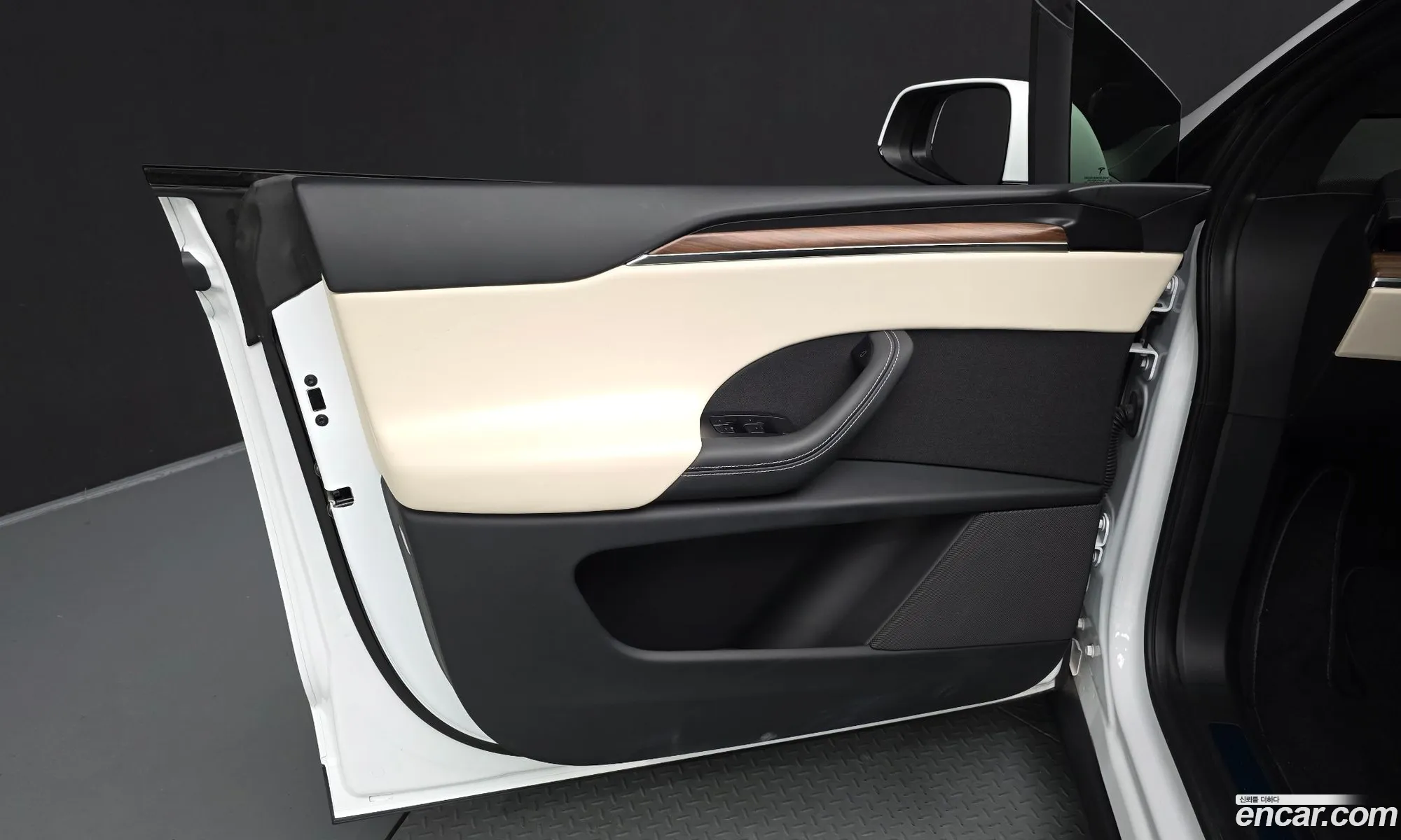 Tesla Model X 2023 7SAXCAE53PF419538 — 10