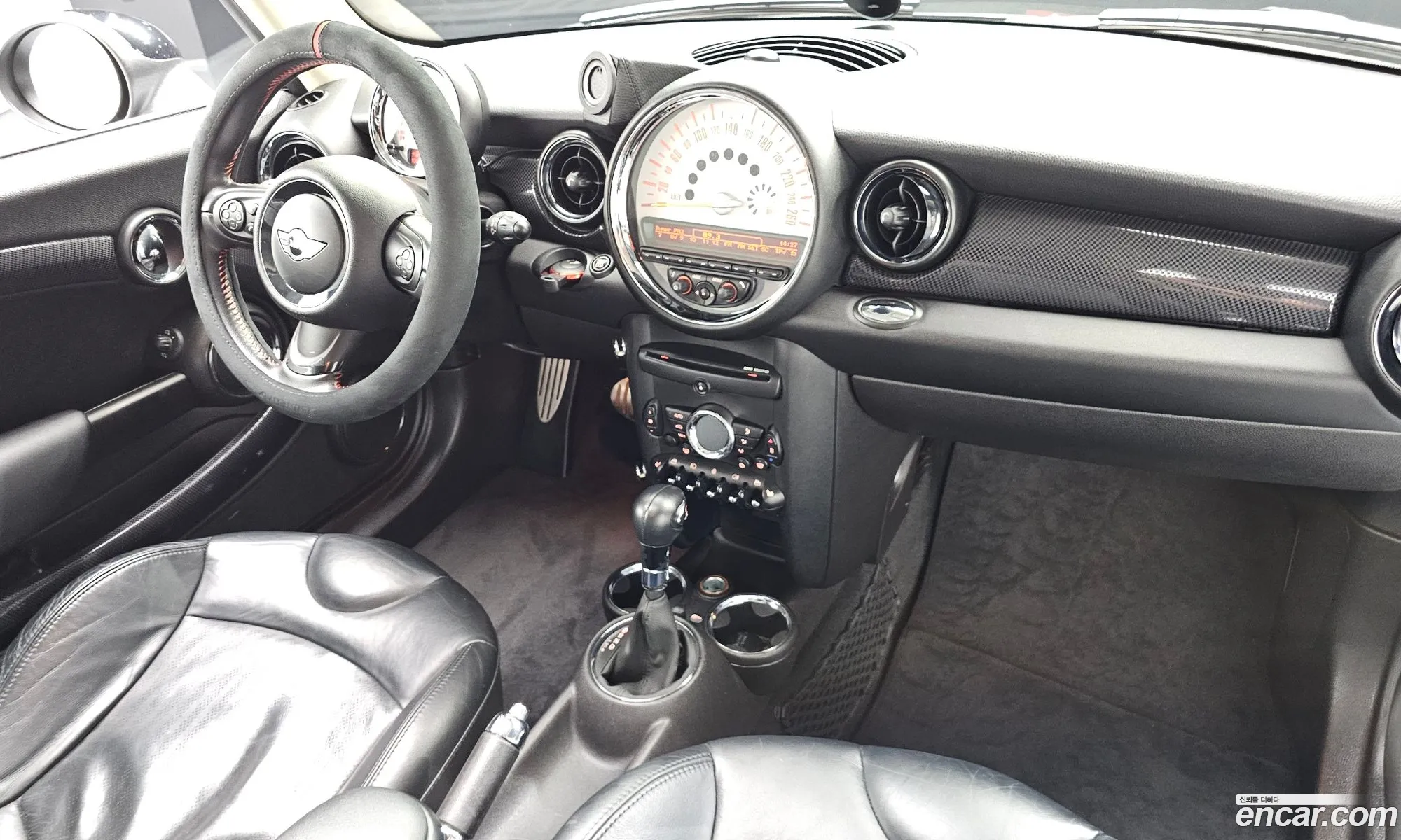 Mini Cooper S 2012 WMWSV3102CT198848 — 2