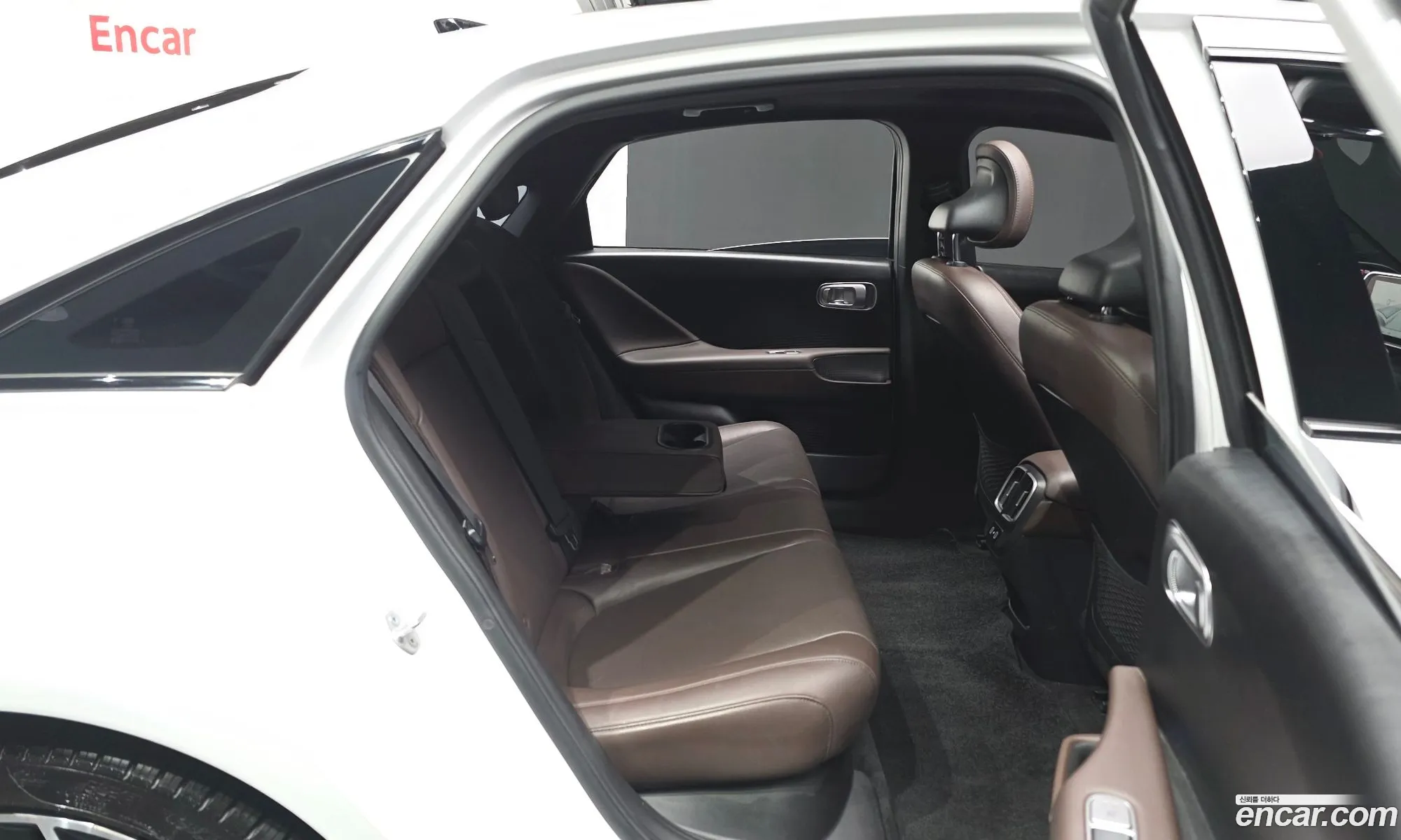 Hyundai Ioniq 6 2022 — 35