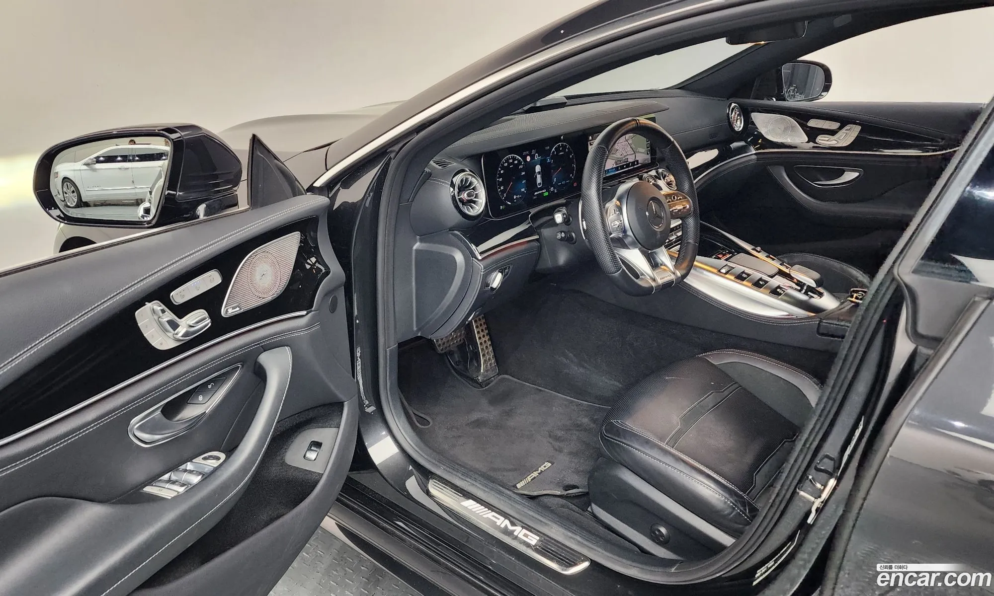 Mercedes-Benz AMG GT 2021 — 3