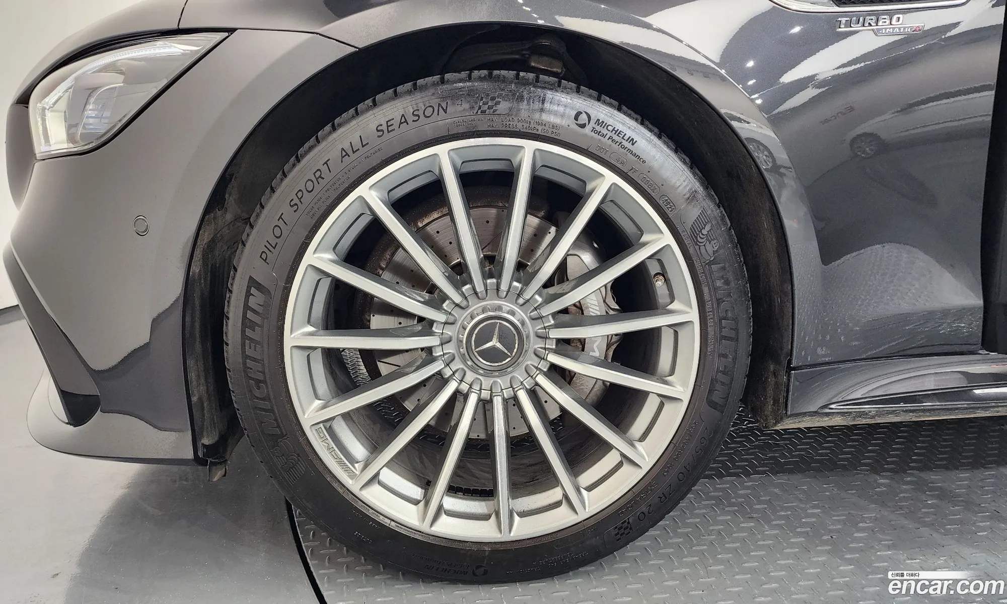 Mercedes-Benz AMG GT 2021 — 24