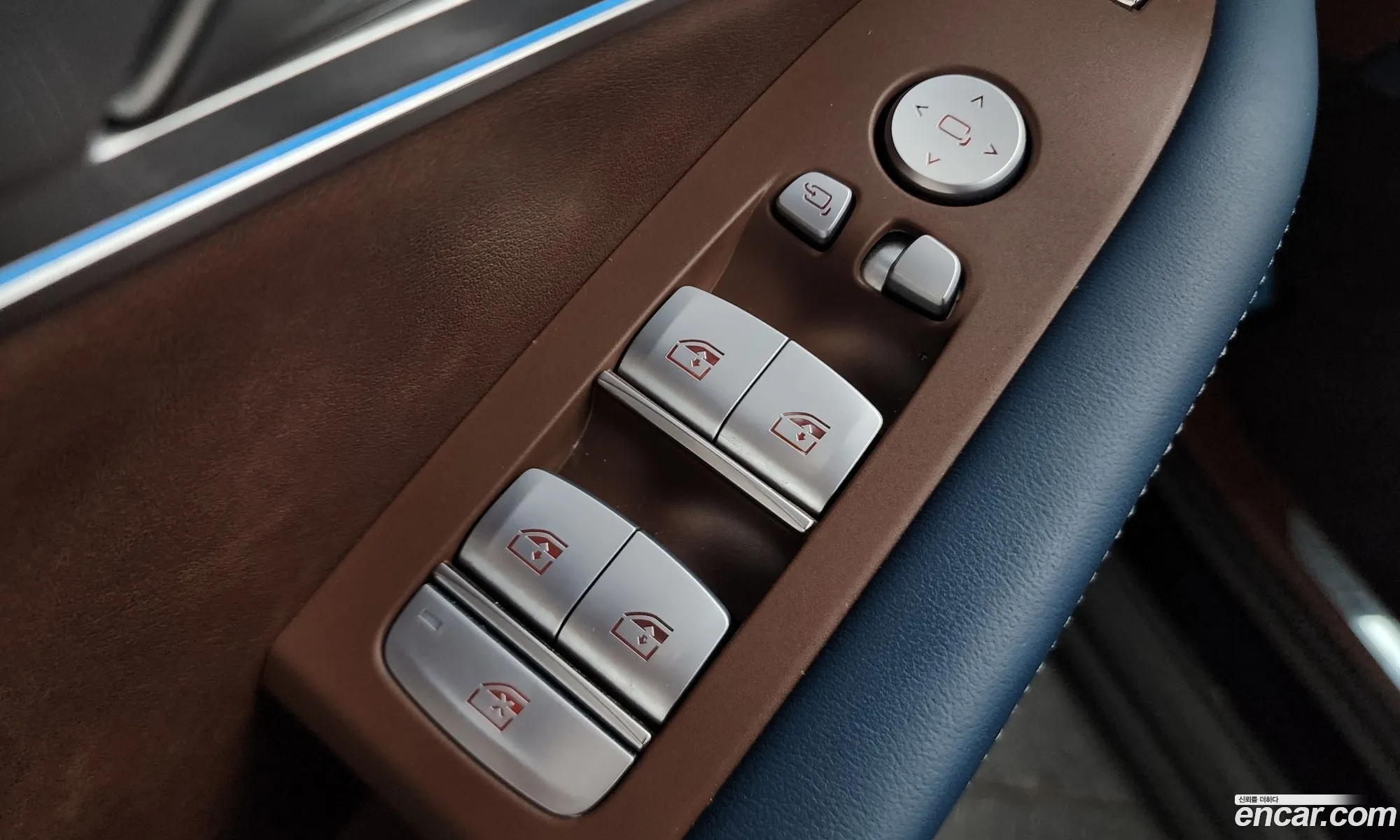 BMW XM 2025 — 11