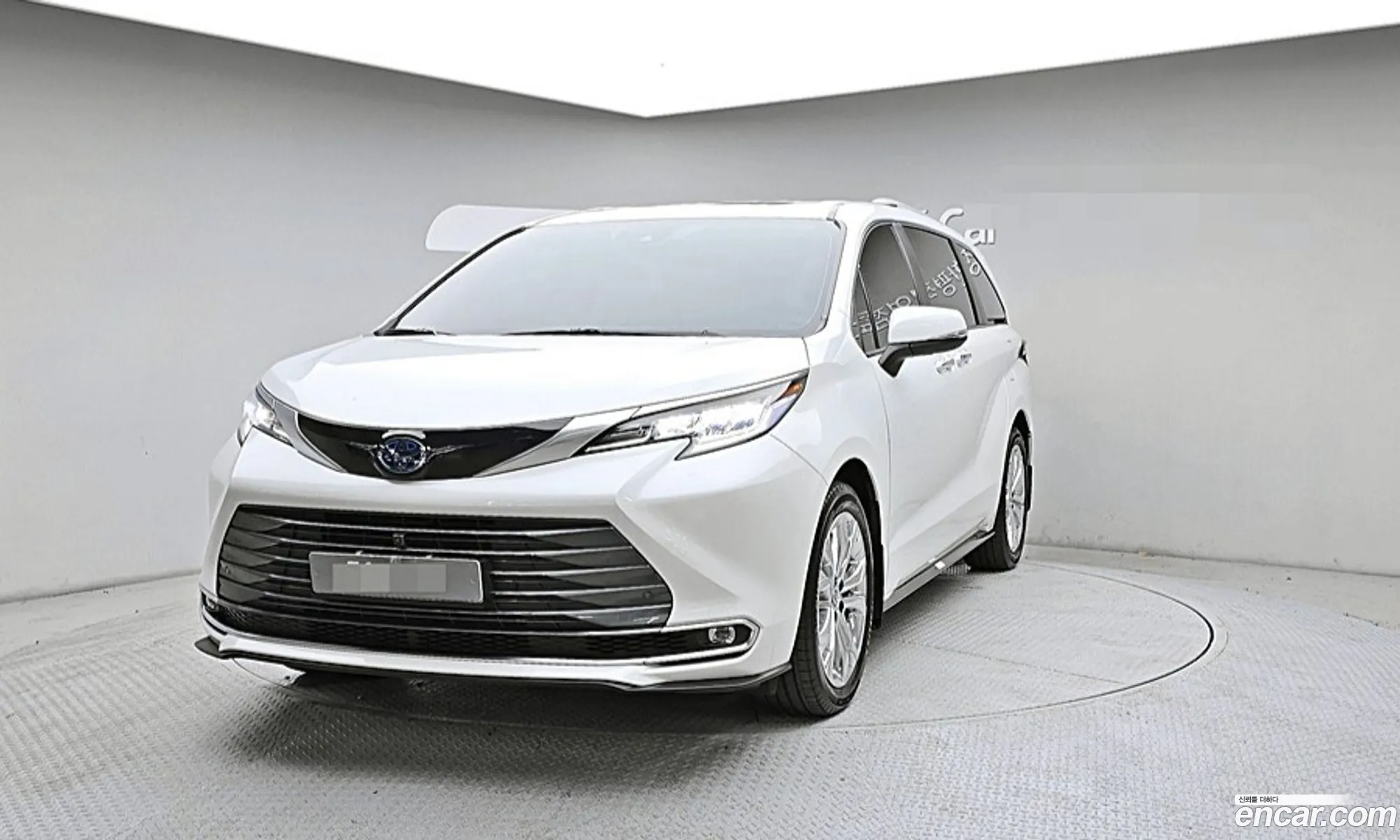 Toyota Sienna 2023 — 14
