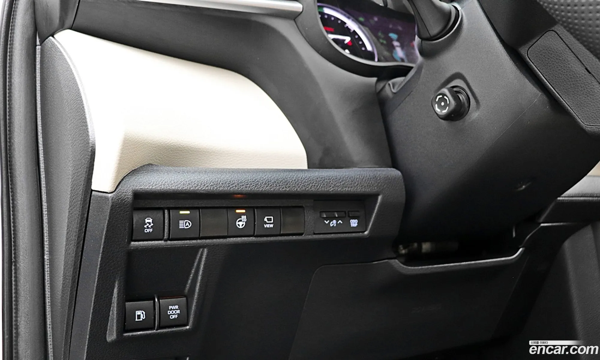 Toyota Sienna 2023 — 18