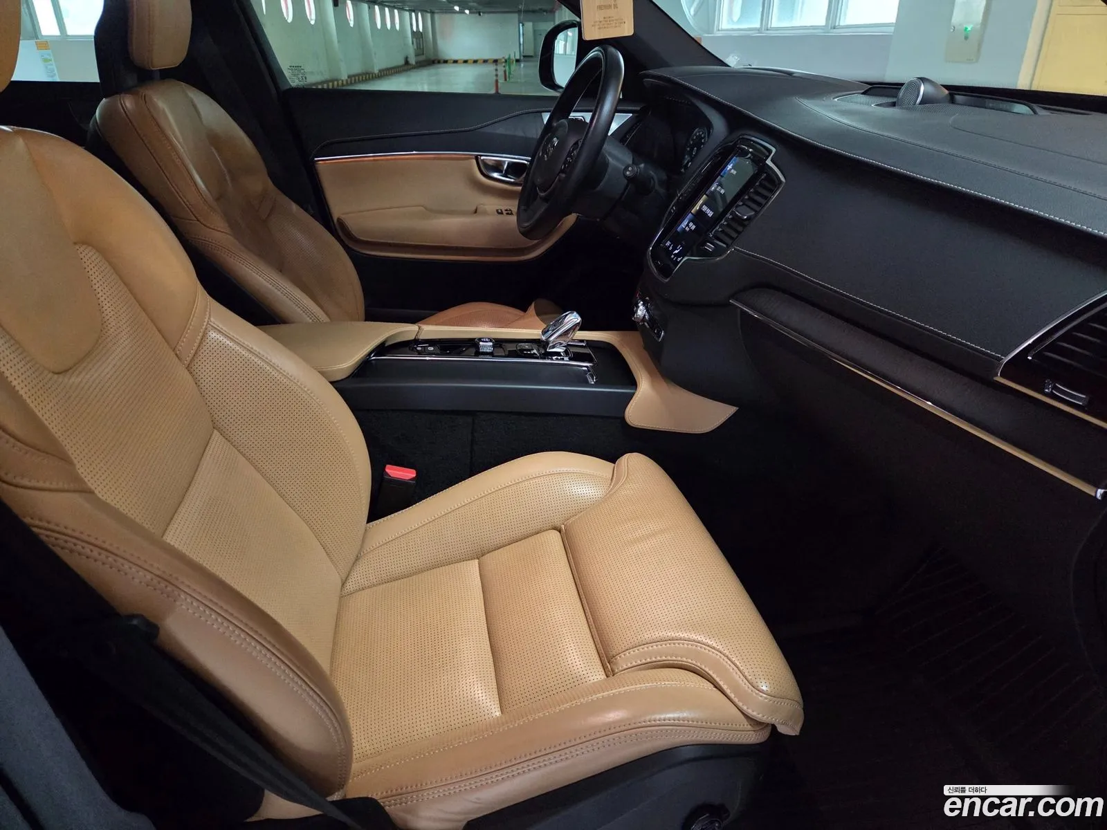 Volvo XC90 2021 — 9