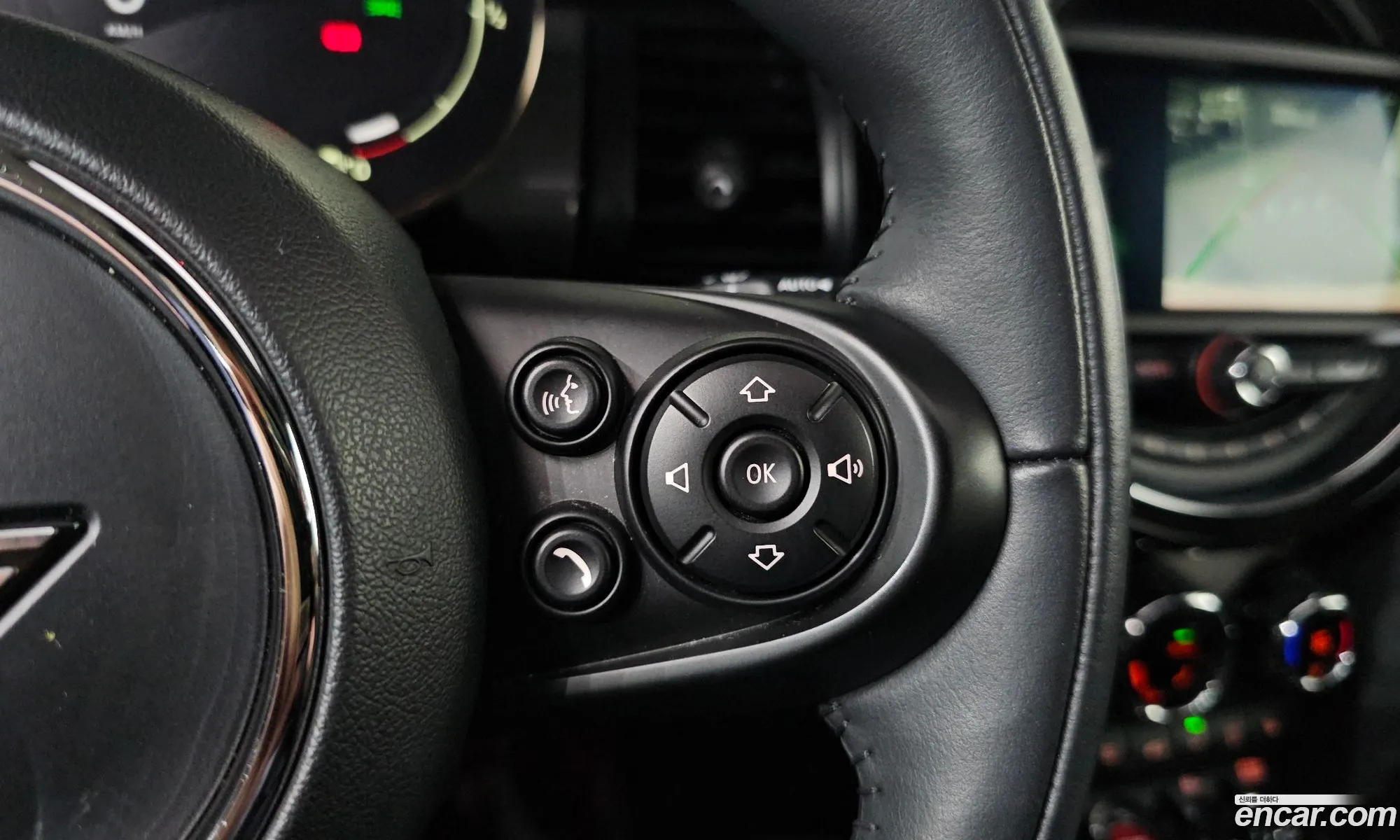 Mini Cooper 2021 WMWXV7107M2N98134 — 5