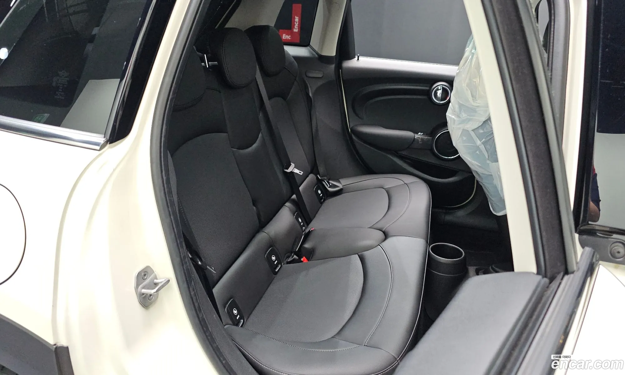 Mini Cooper 2021 WMWXV7107M2N98134 — 29