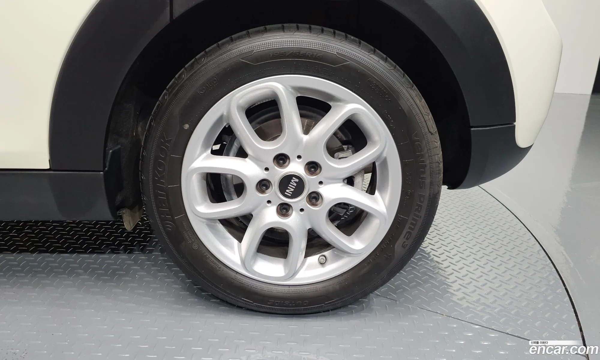 Mini Cooper 2021 WMWXV7107M2N98134 — 9