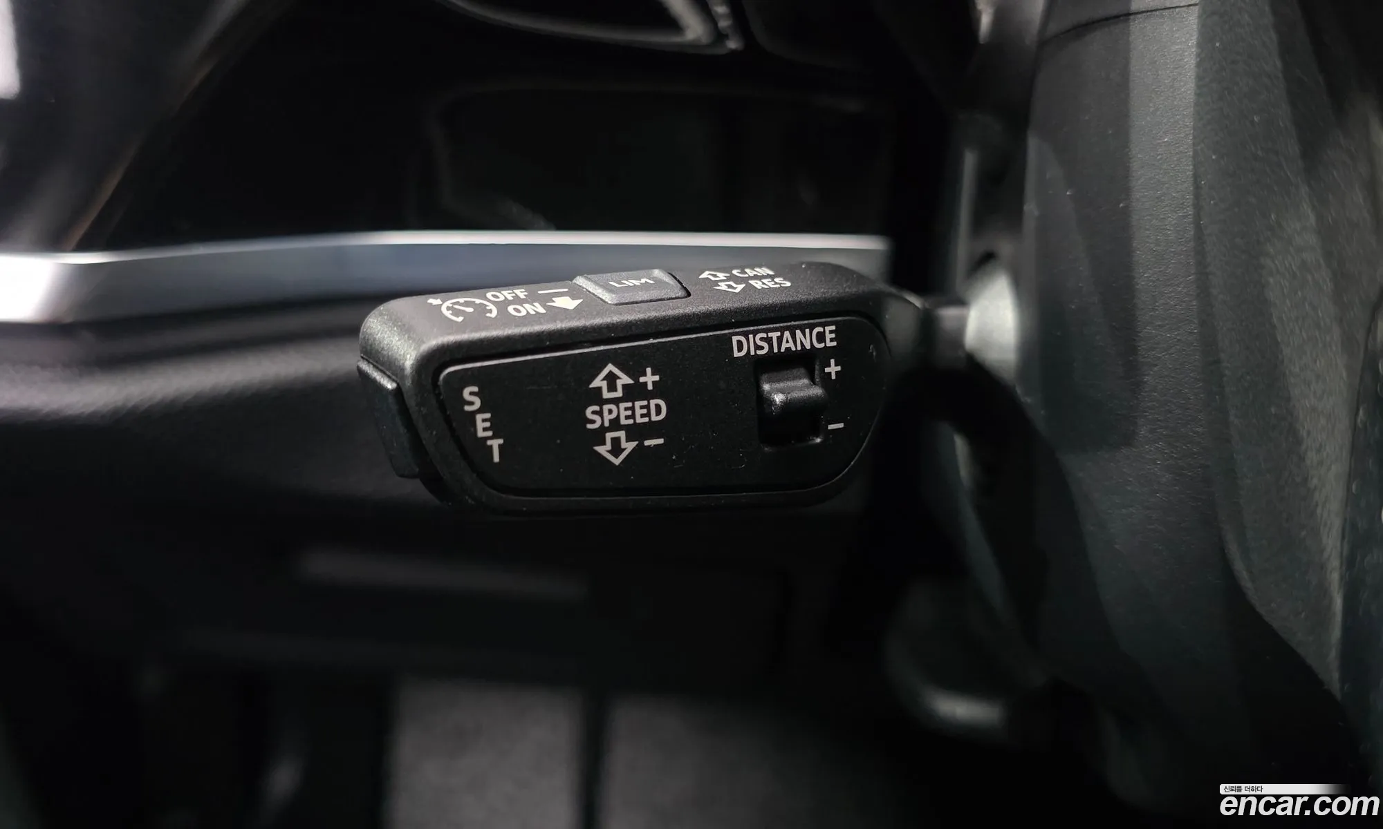 Audi Q3 2023 WAUZZZF32P1147179 — 30