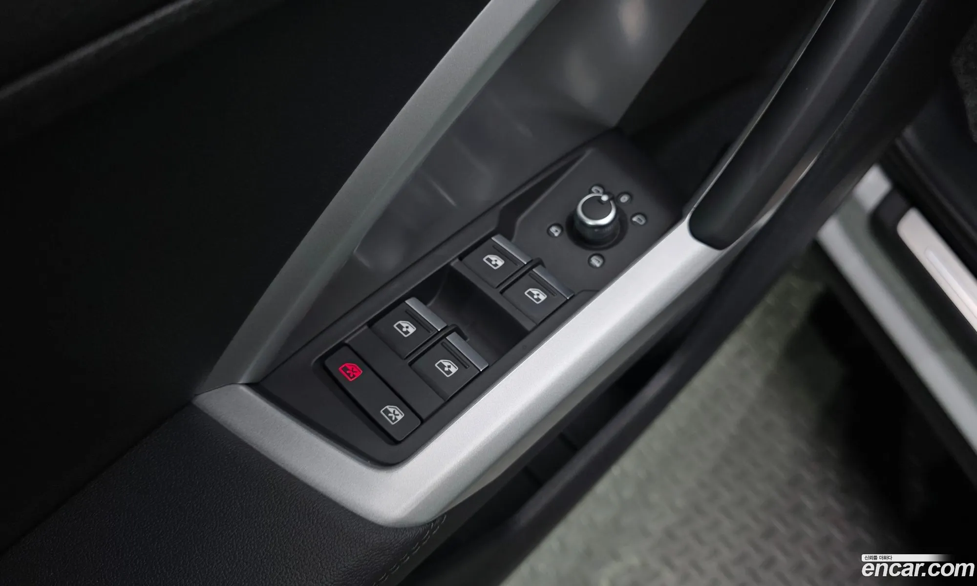 Audi Q3 2023 WAUZZZF32P1147179 — 24