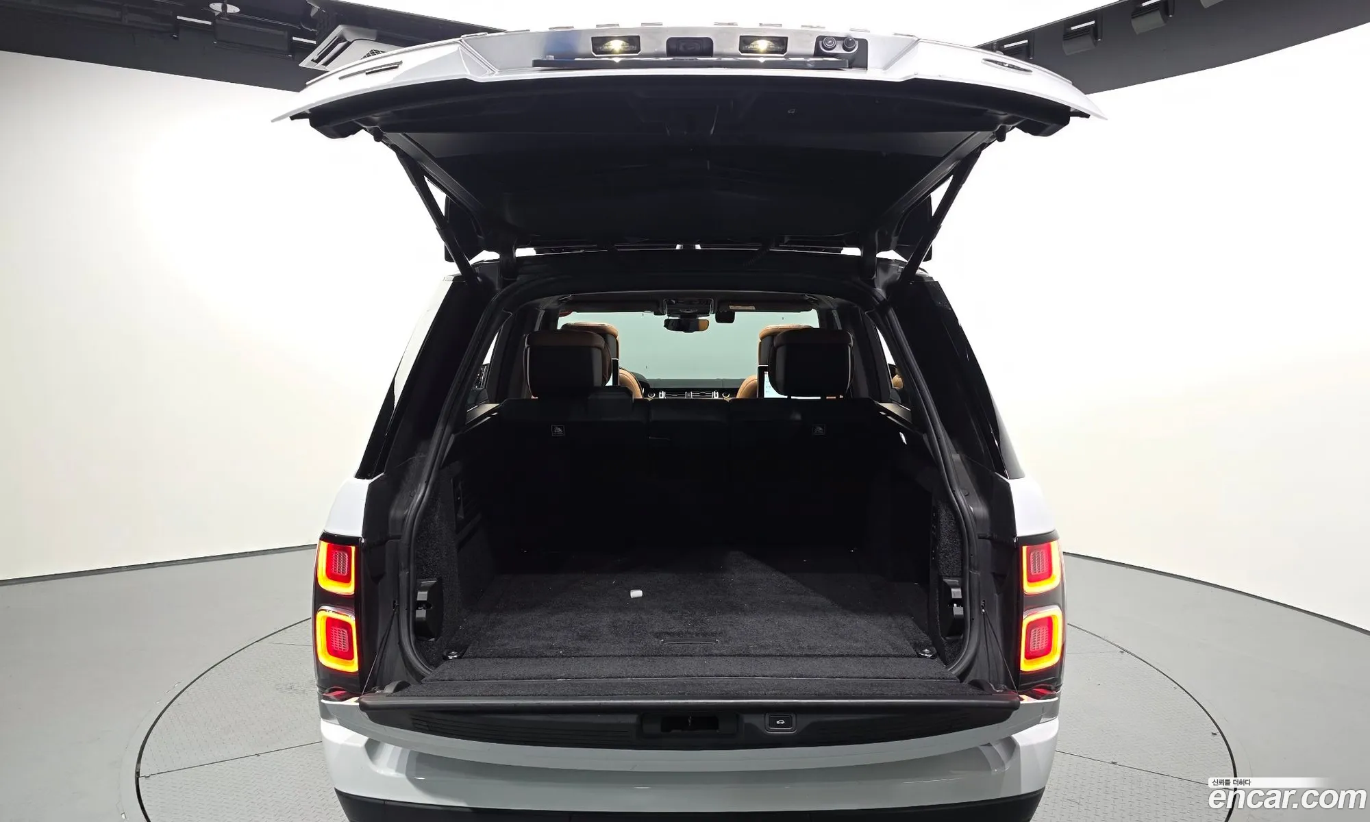 Land Rover Range Rover 2022 SALGA2BW7NA458945 — 11