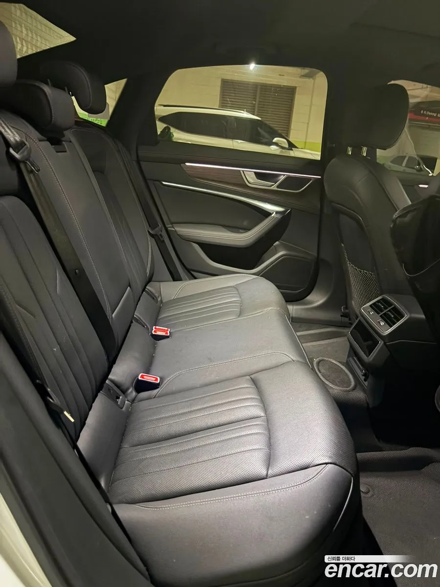 Audi A6 2022 — 12