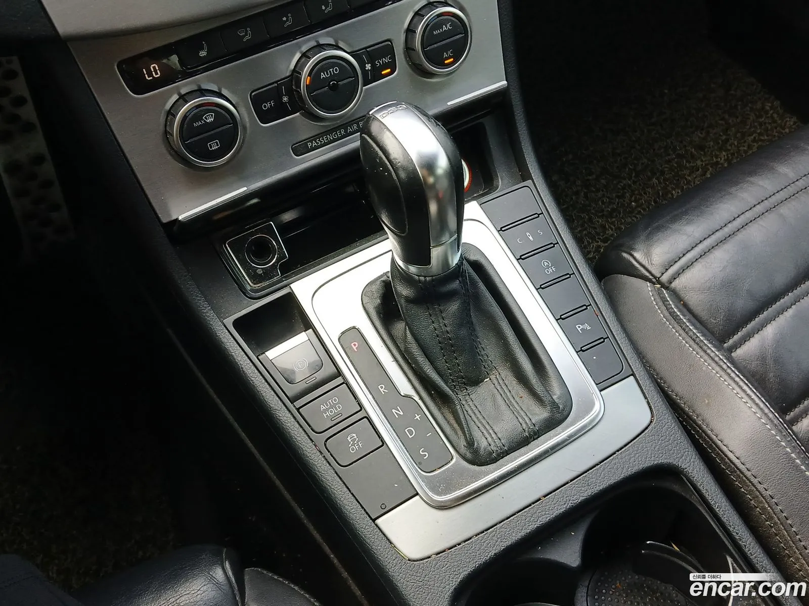 Volkswagen CC 2012 — 2