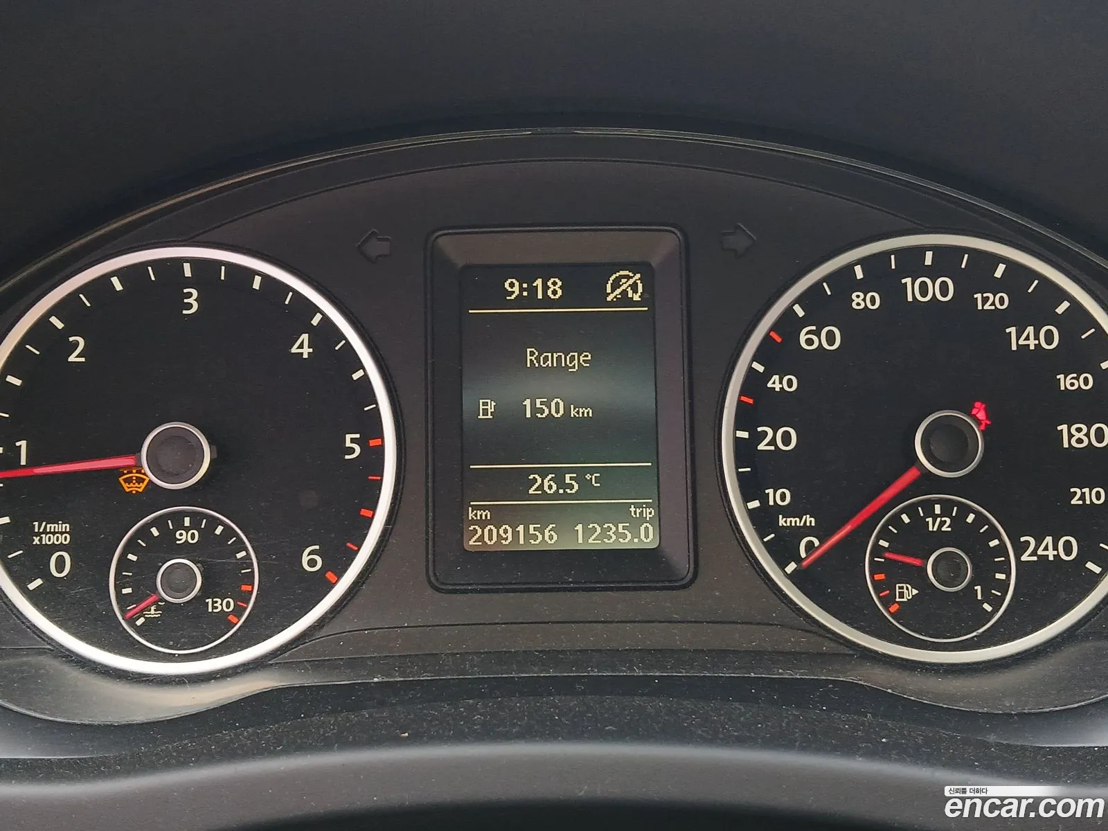 Volkswagen Tiguan 2013 — 17