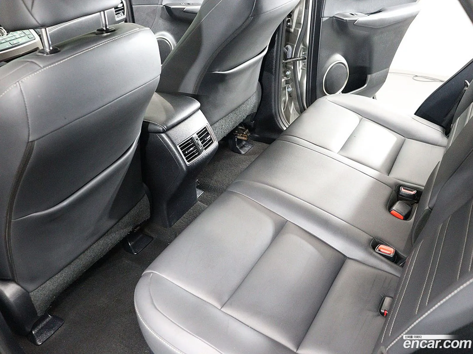 Lexus NX300h