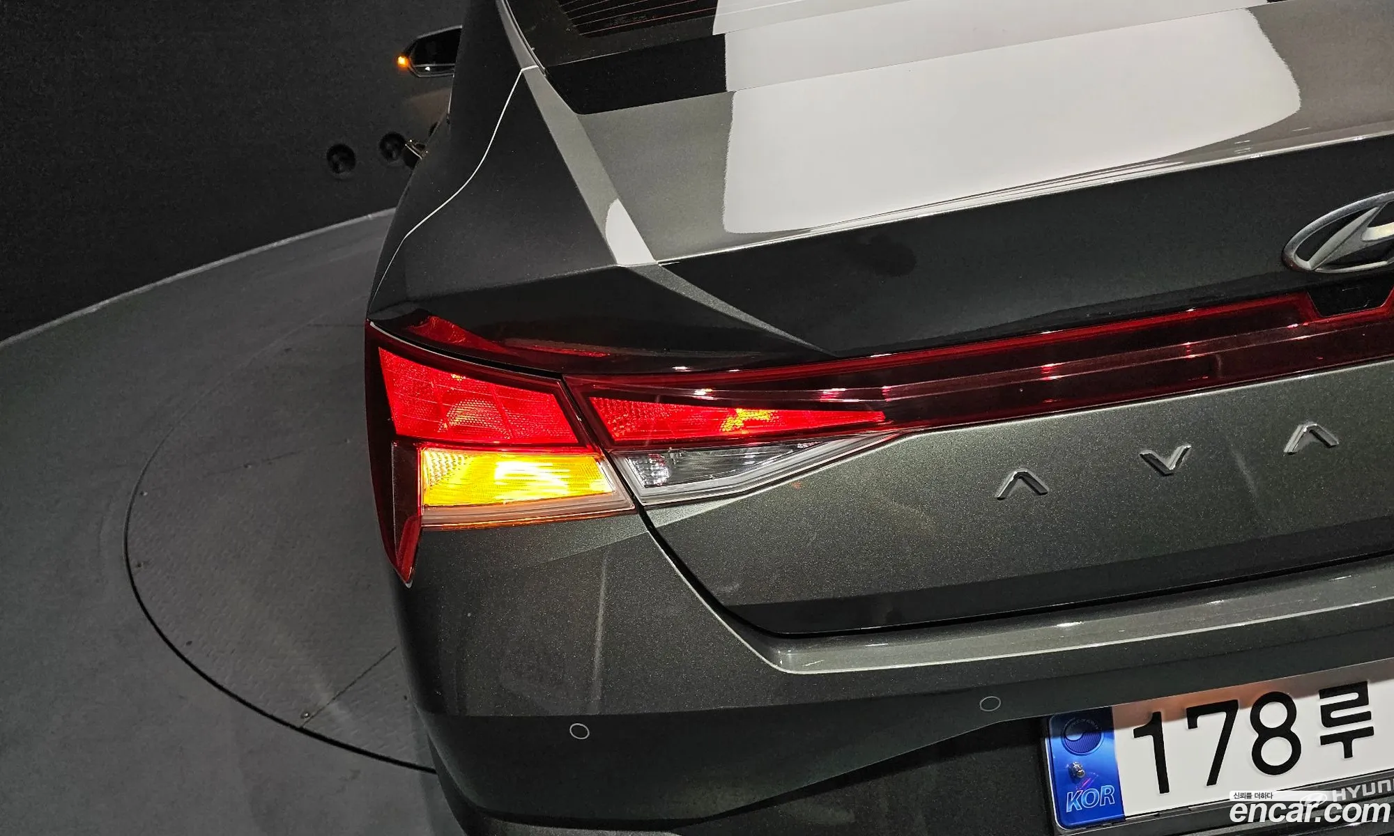 Hyundai Elantra 2023 — 26