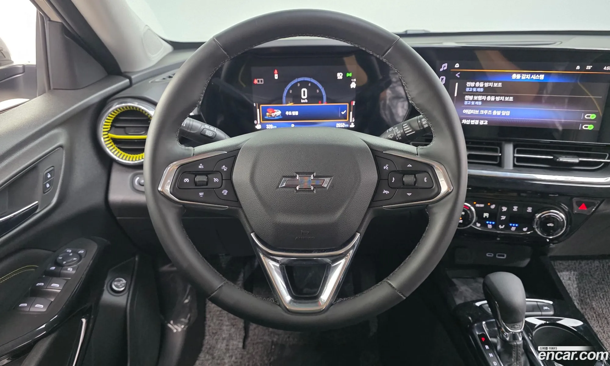 Chevrolet (GM Daewoo) Trax Crossover 2025 — 11
