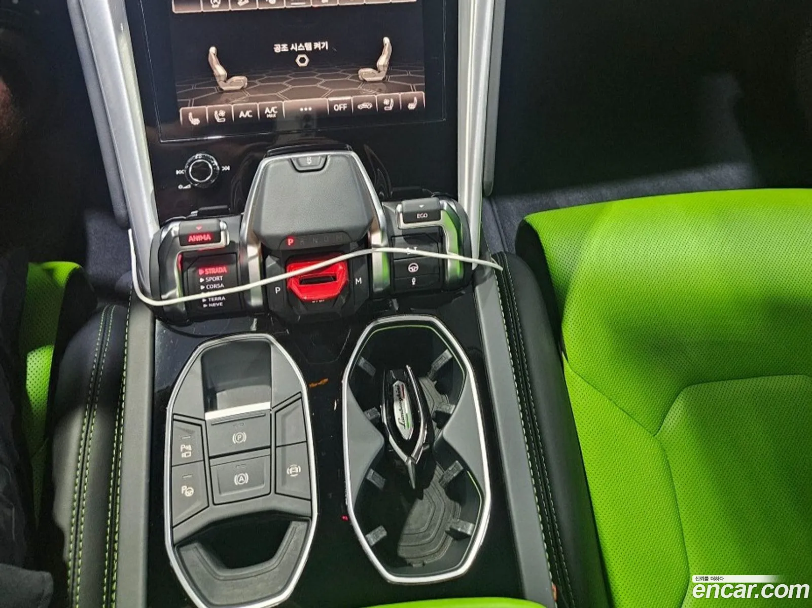 Lamborghini Urus 2022 — 10