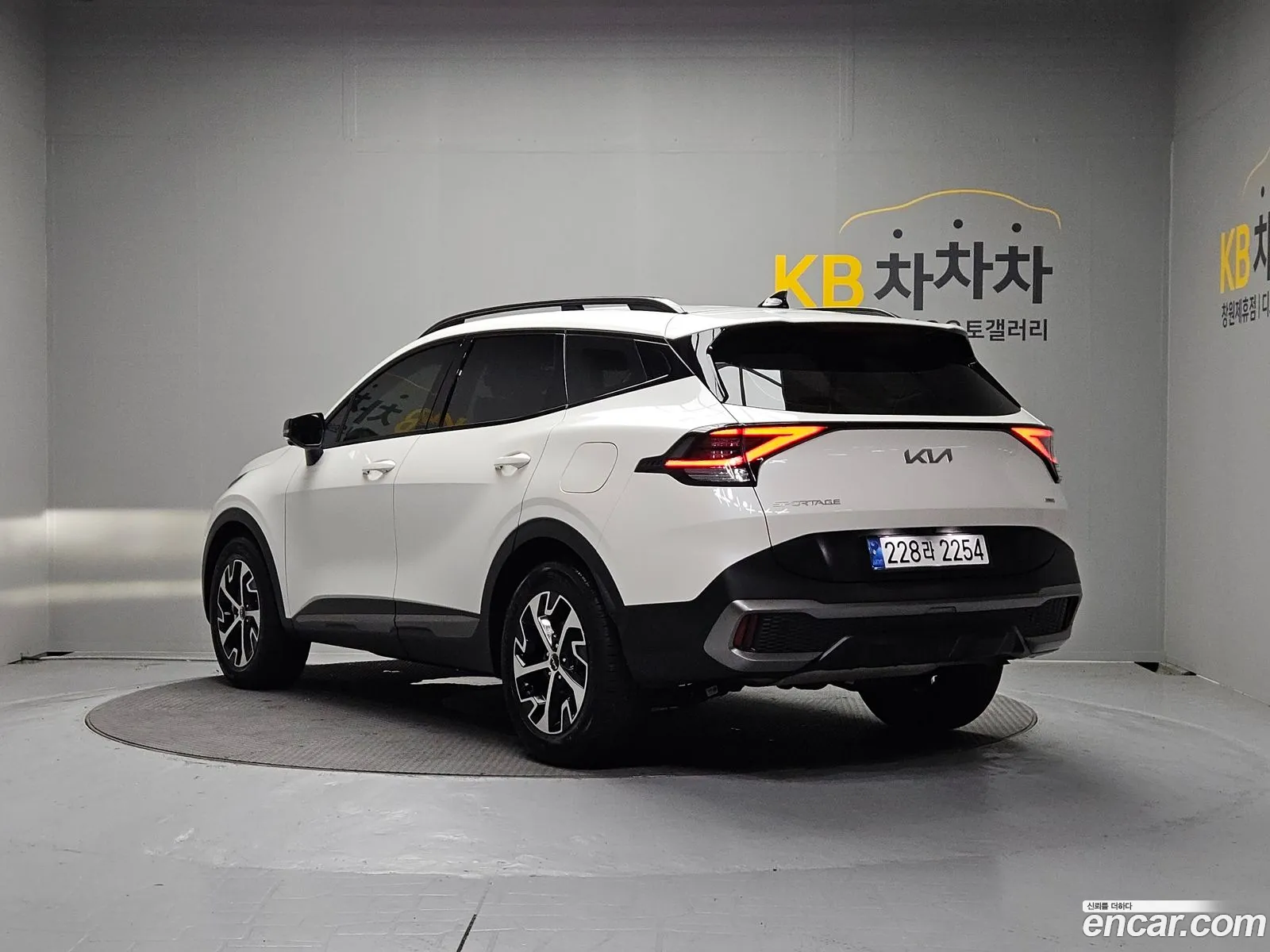 Kia Sportage Hybrid 2024 — 3