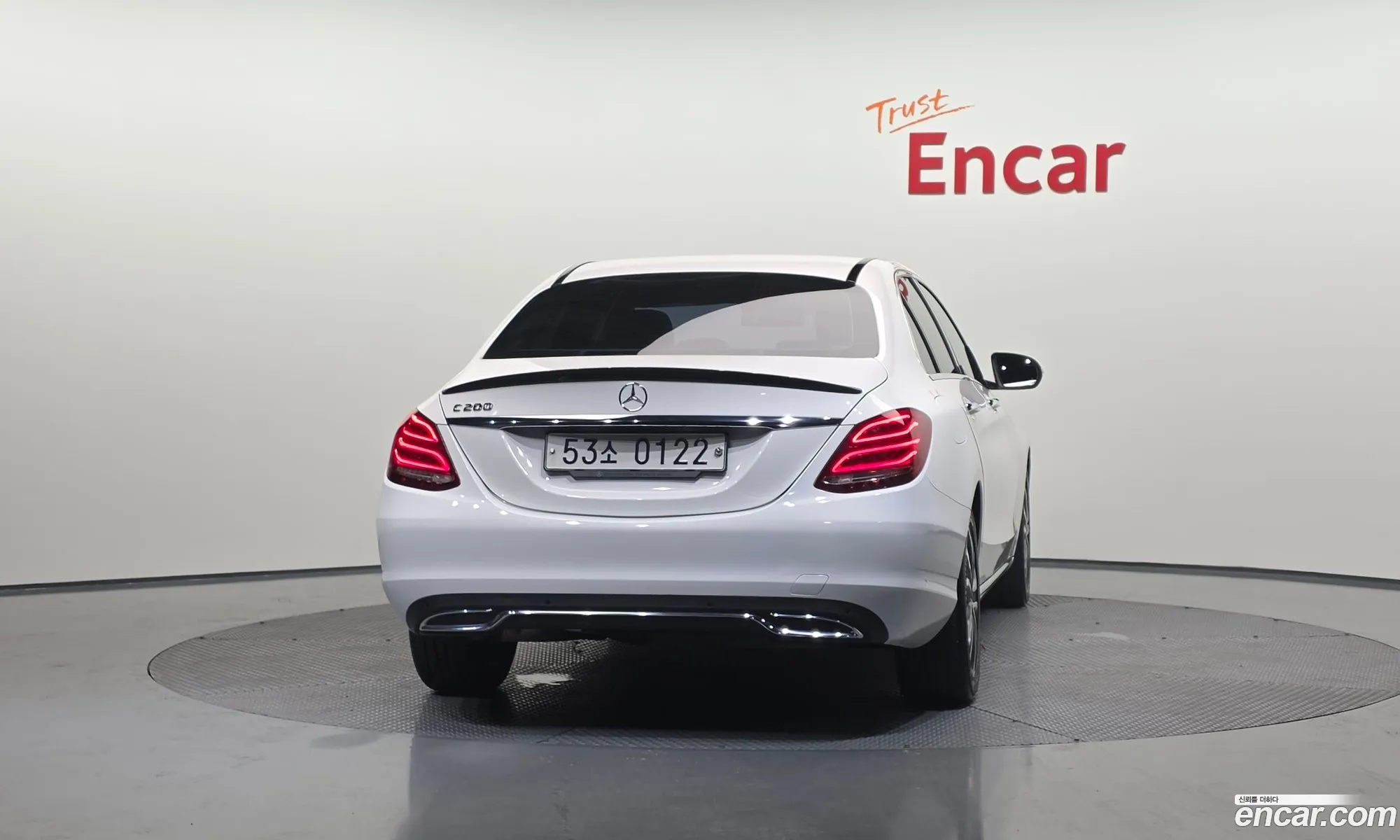 Mercedes-Benz C-Class W205 2016 — 14