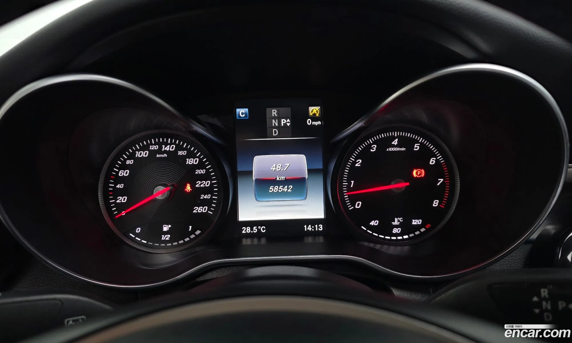 Mercedes-Benz C-Class W205 2016 — 18