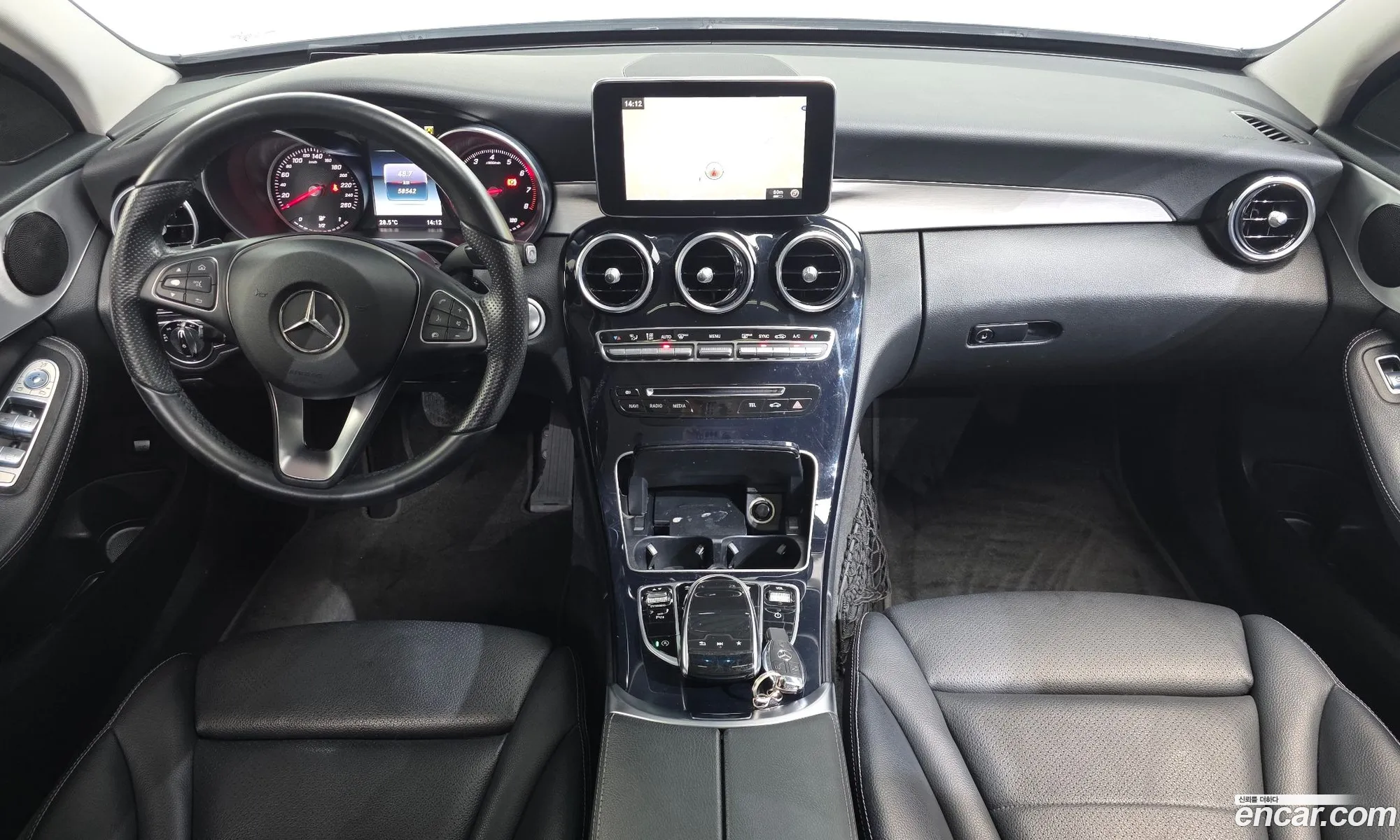Mercedes-Benz C-Class W205 2016 — 11