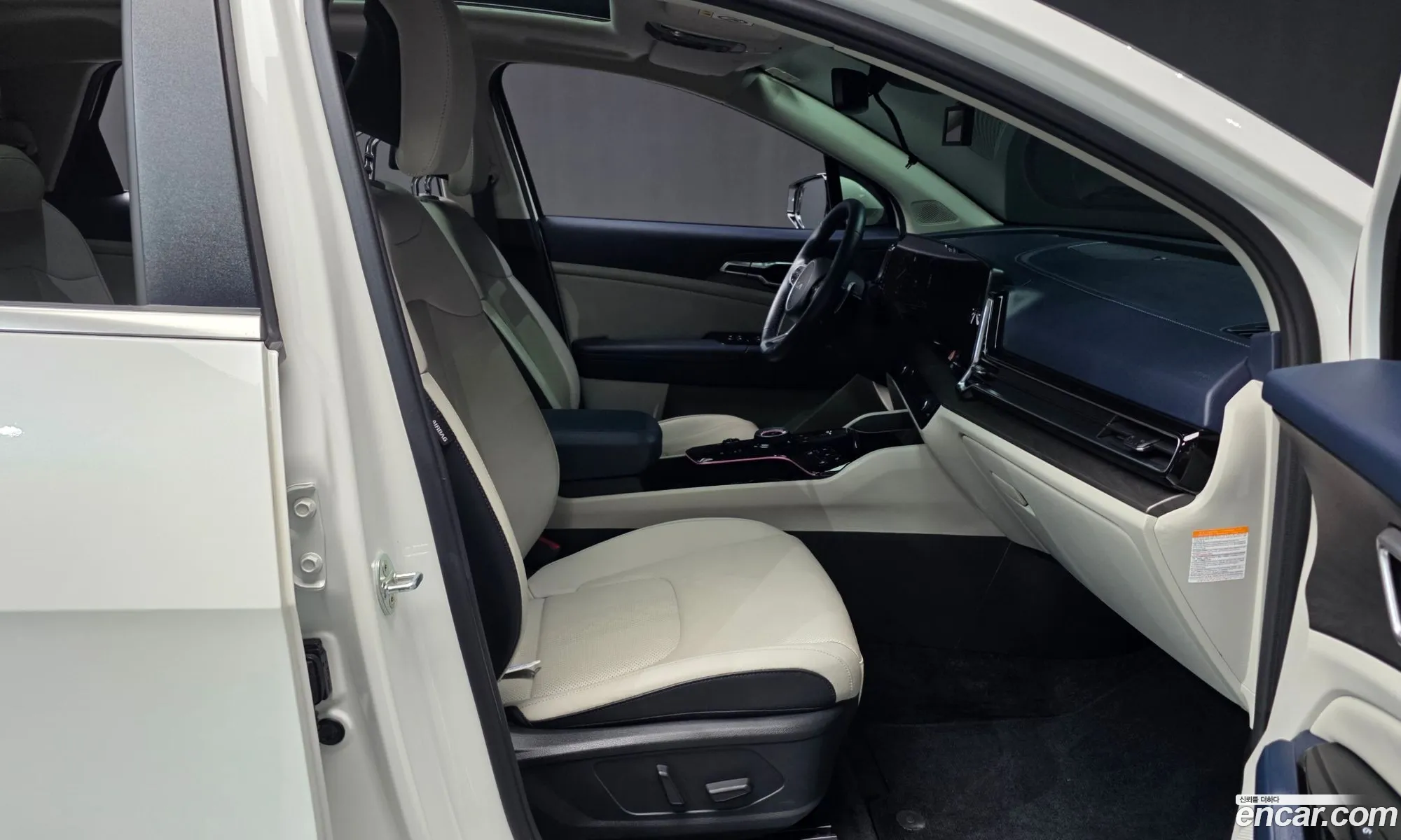 Kia Sportage Hybrid 2022 — 8