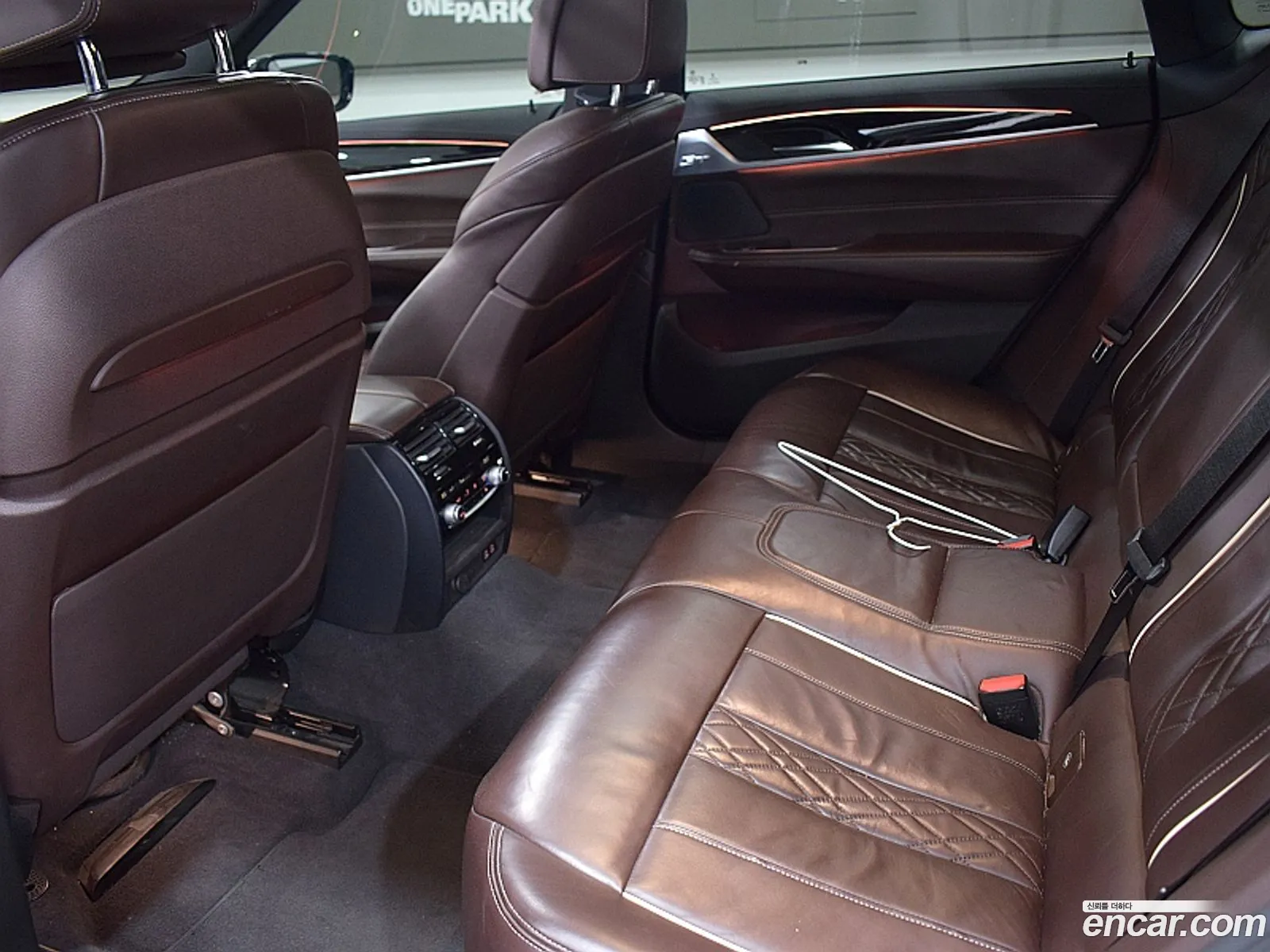 BMW 6 Series GT 2021 — 12