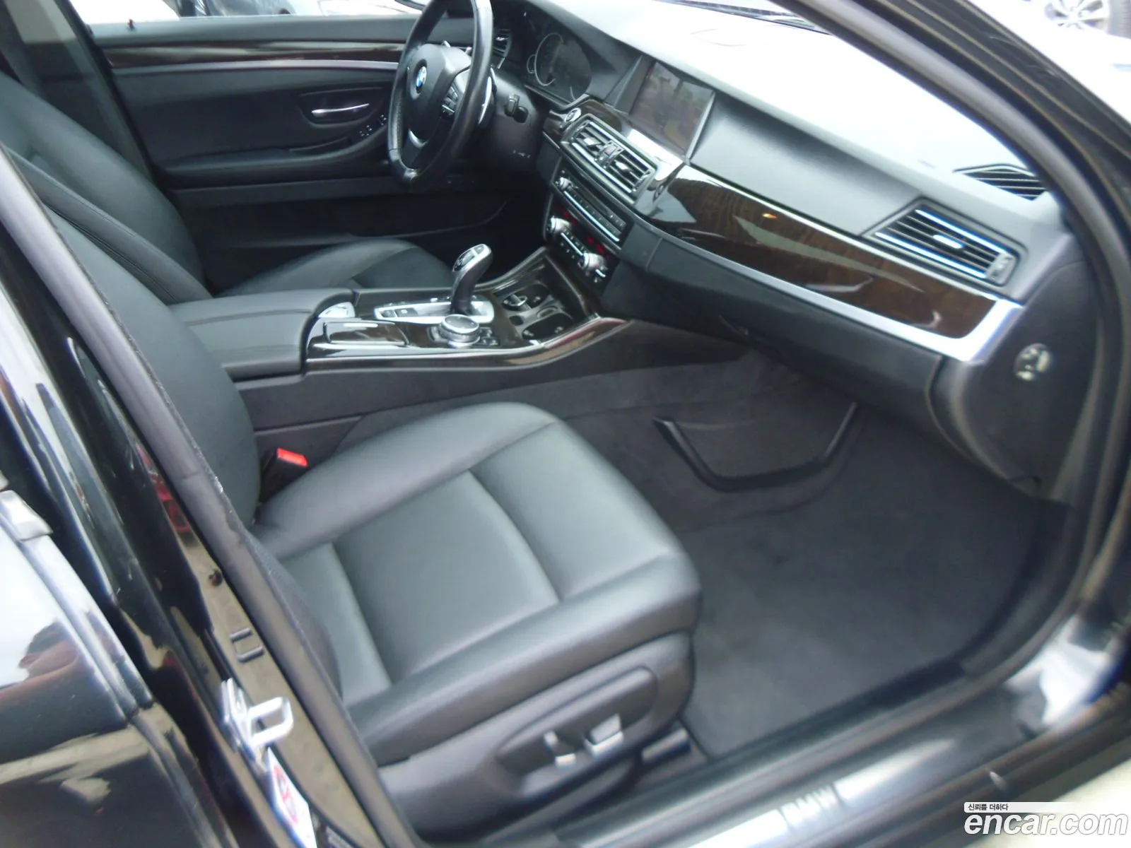BMW 5 Series 2015 — 13