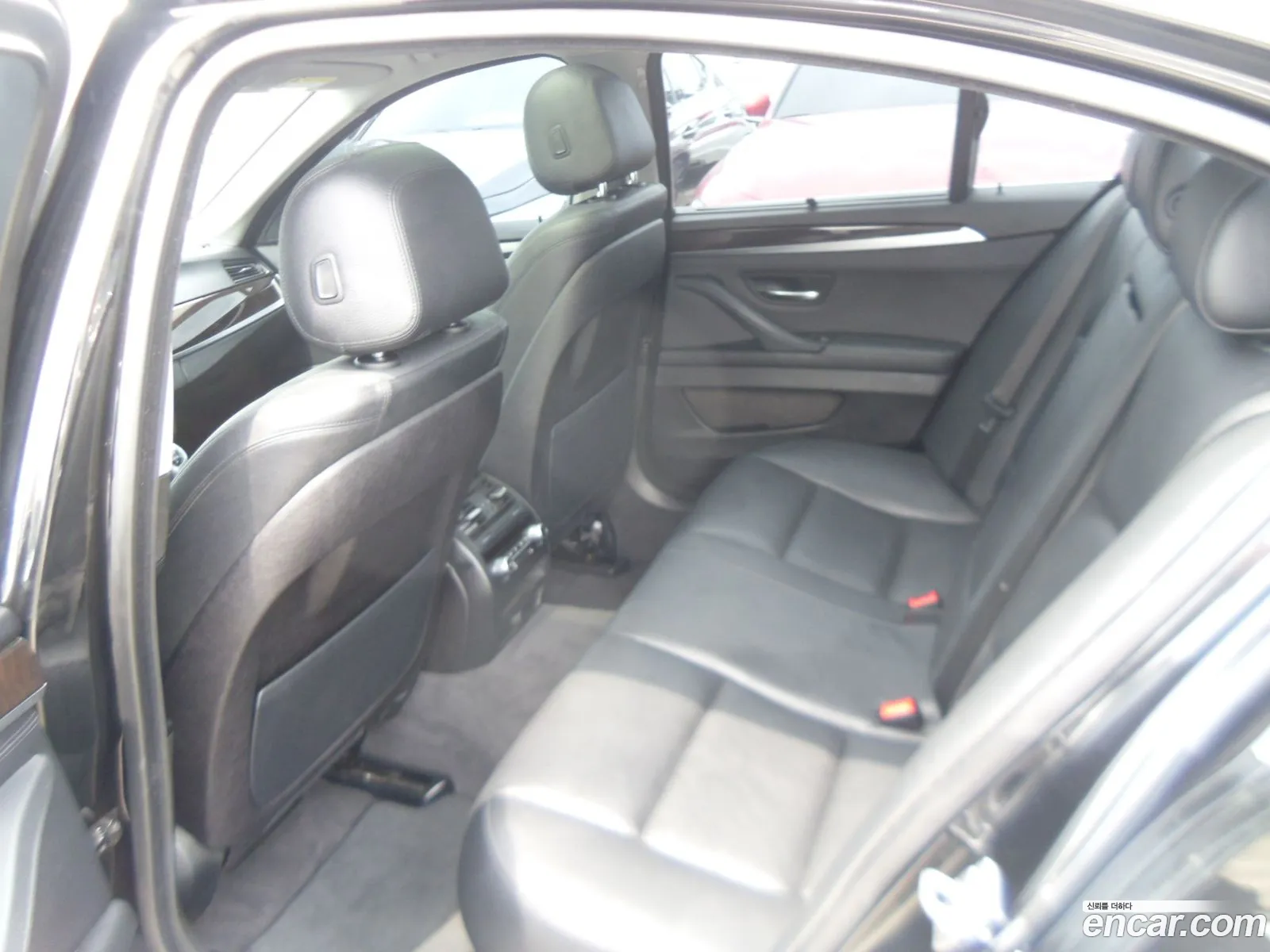 BMW 5 Series 2015 — 11