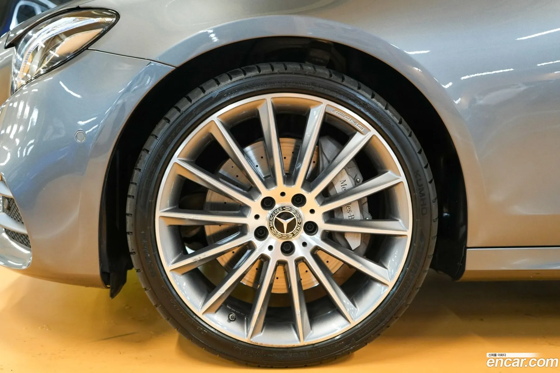 Mercedes-Benz E-Class W213 2020 — 14