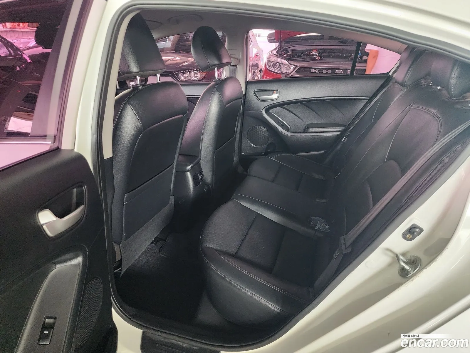 Kia K3 2014 — 12