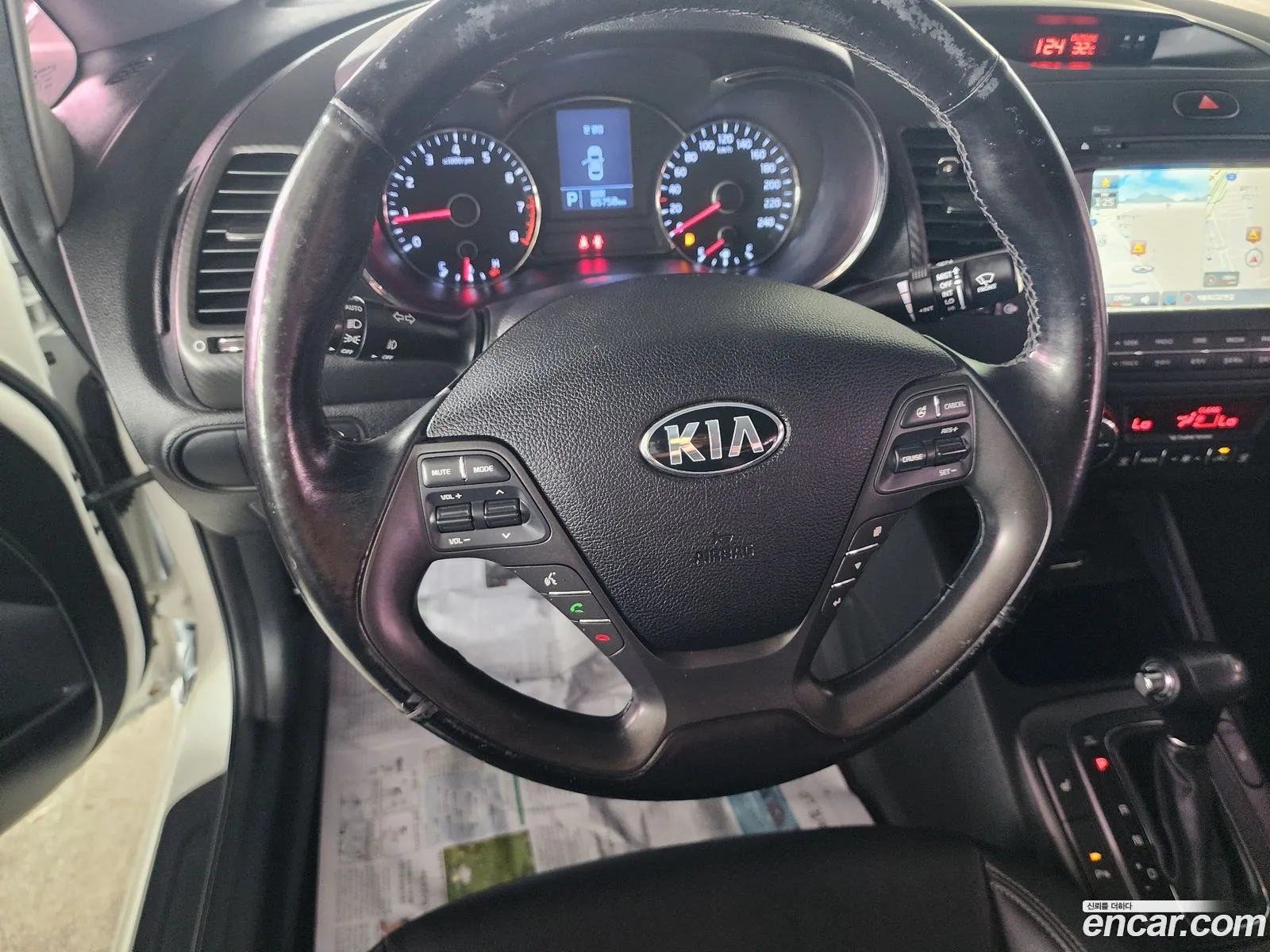 Kia K3 2014 — 11