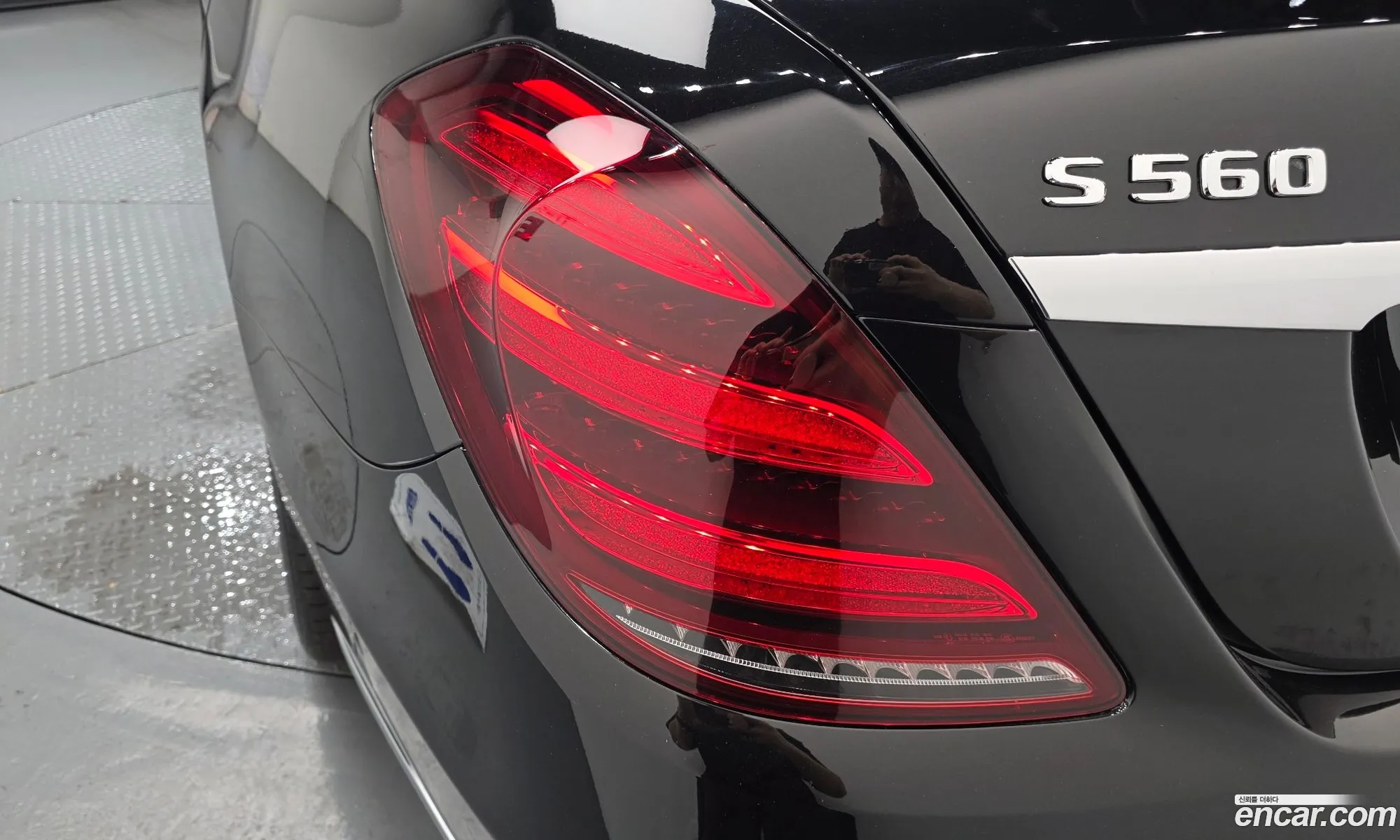 Mercedes-Benz S-Class W222 2017 WDDUG8GB7JA357955 — 6