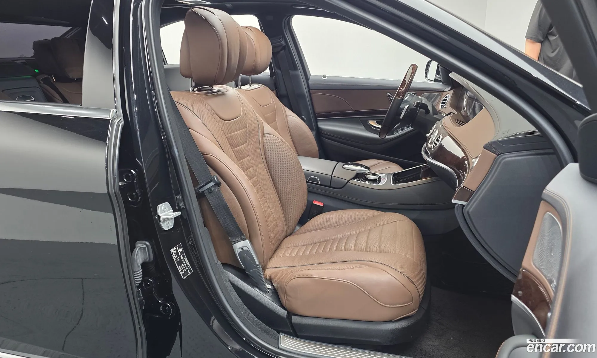 Mercedes-Benz S-Class W222 2017 WDDUG8GB7JA357955 — 10