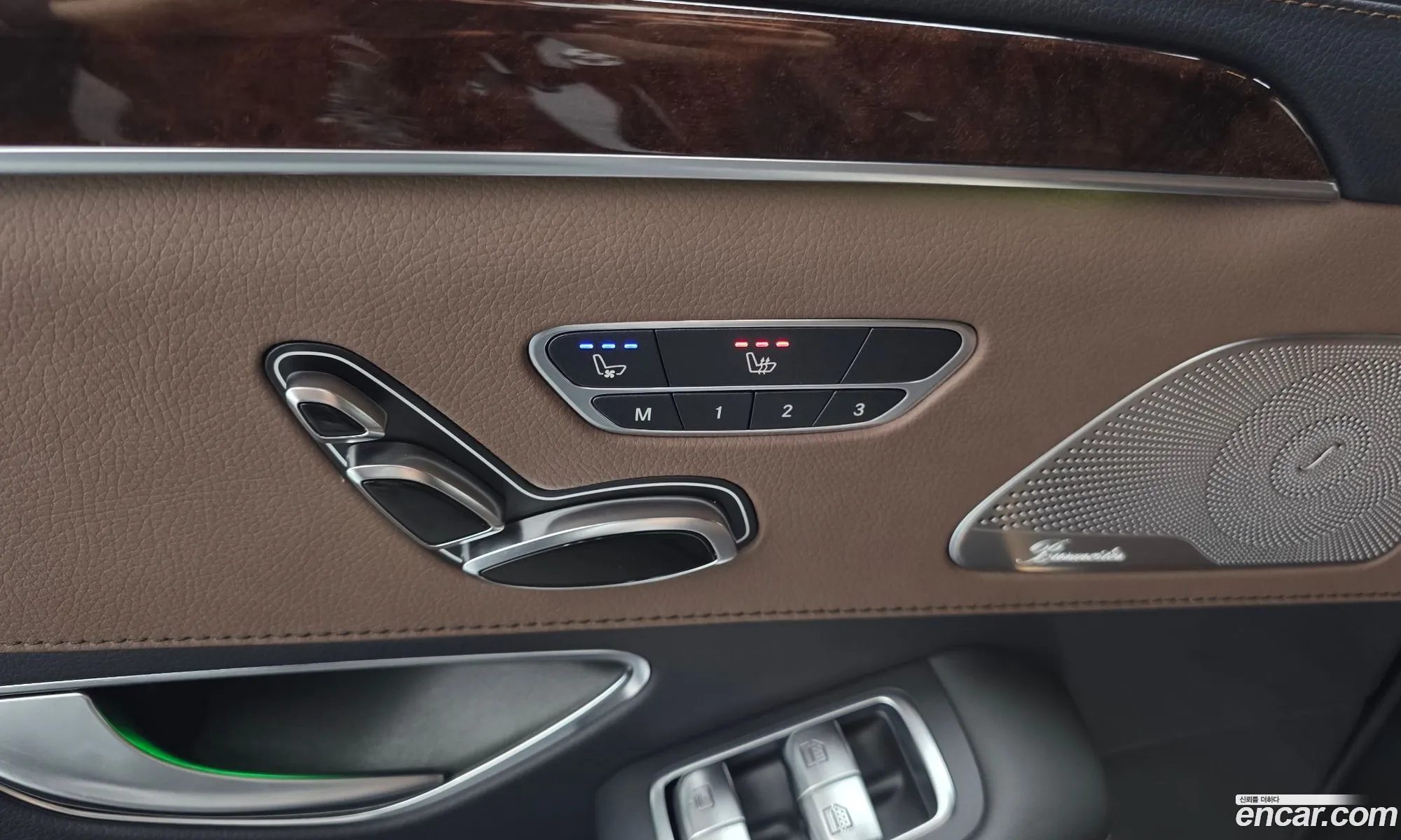 Mercedes-Benz S-Class W222 2017 WDDUG8GB7JA357955 — 27