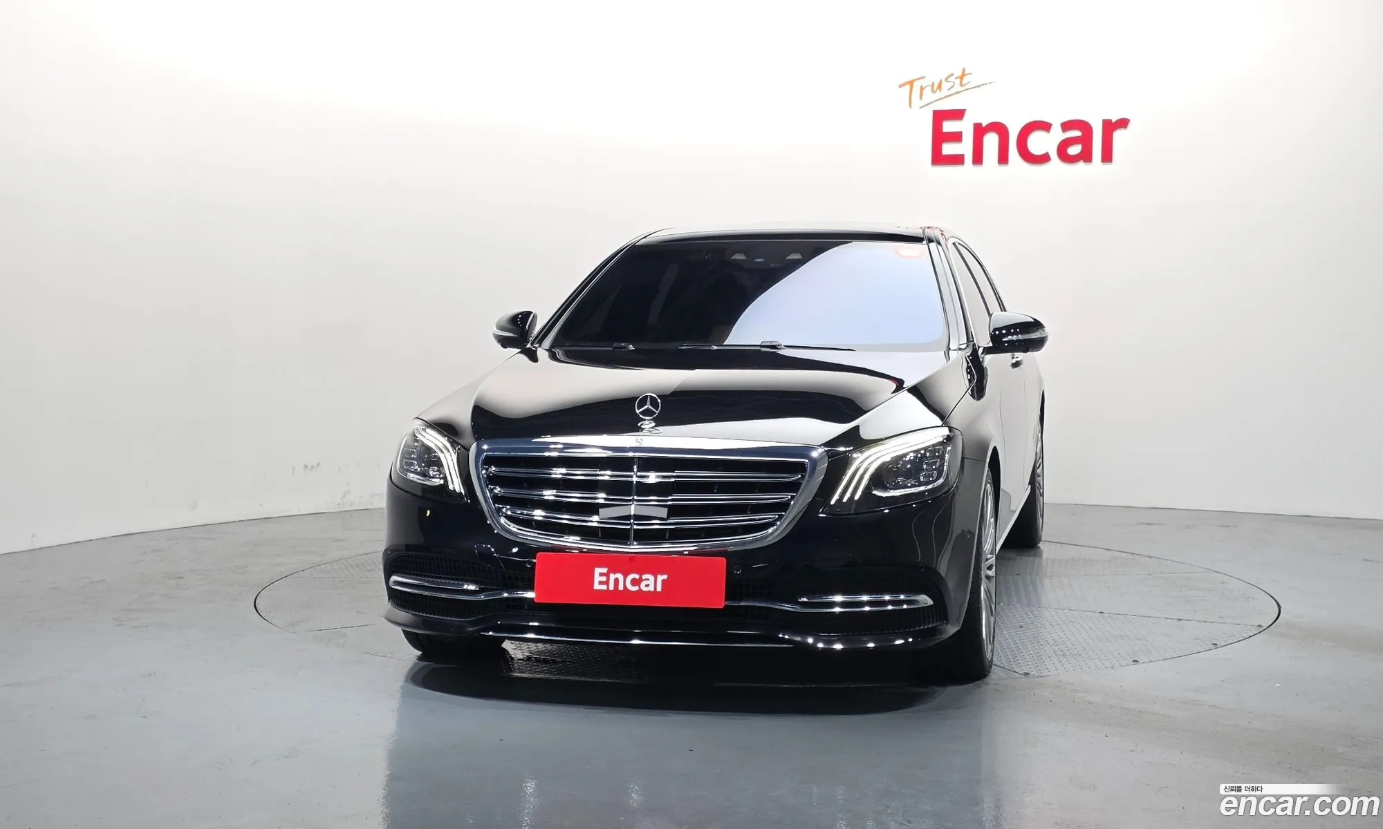 Mercedes-Benz S-Class W222 2017 WDDUG8GB7JA357955 — 28