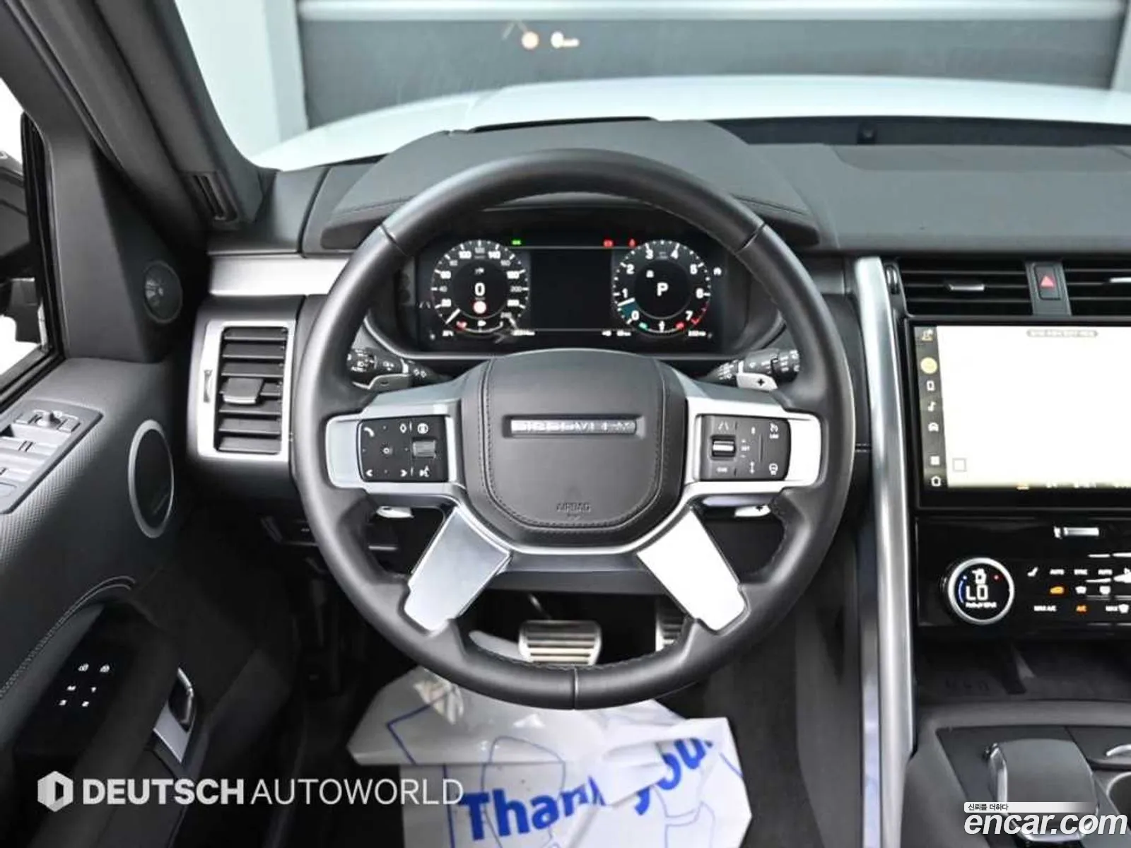 Land Rover Discovery 5 2025 — 2